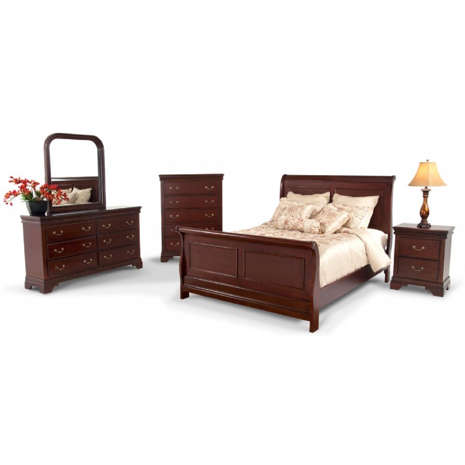 Bob's 6 Piece Queen Bedroom Set - image-9
