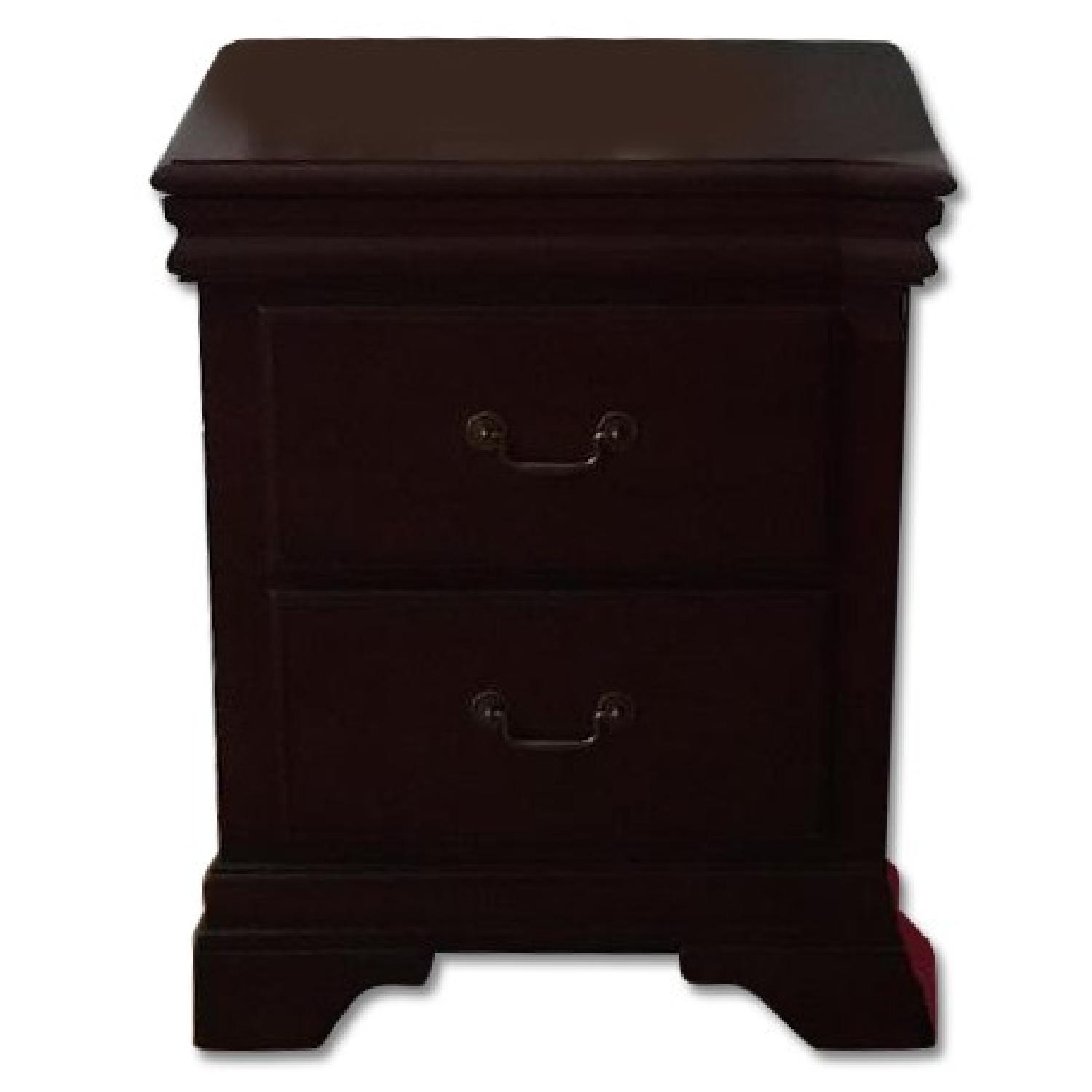 Bob's 6 Piece Queen Bedroom Set - image-11