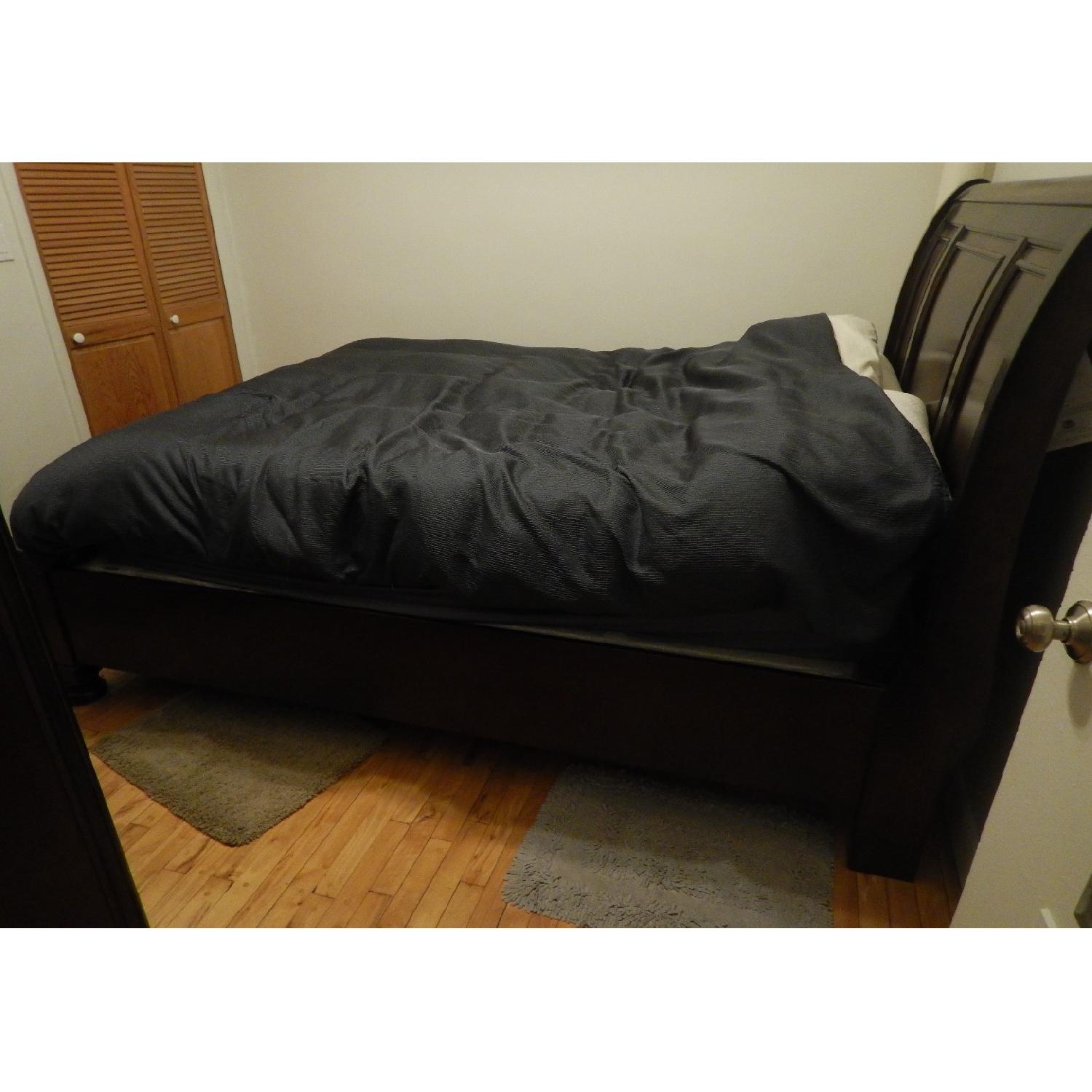 Ashley's Porter Queen Size Bed - image-2
