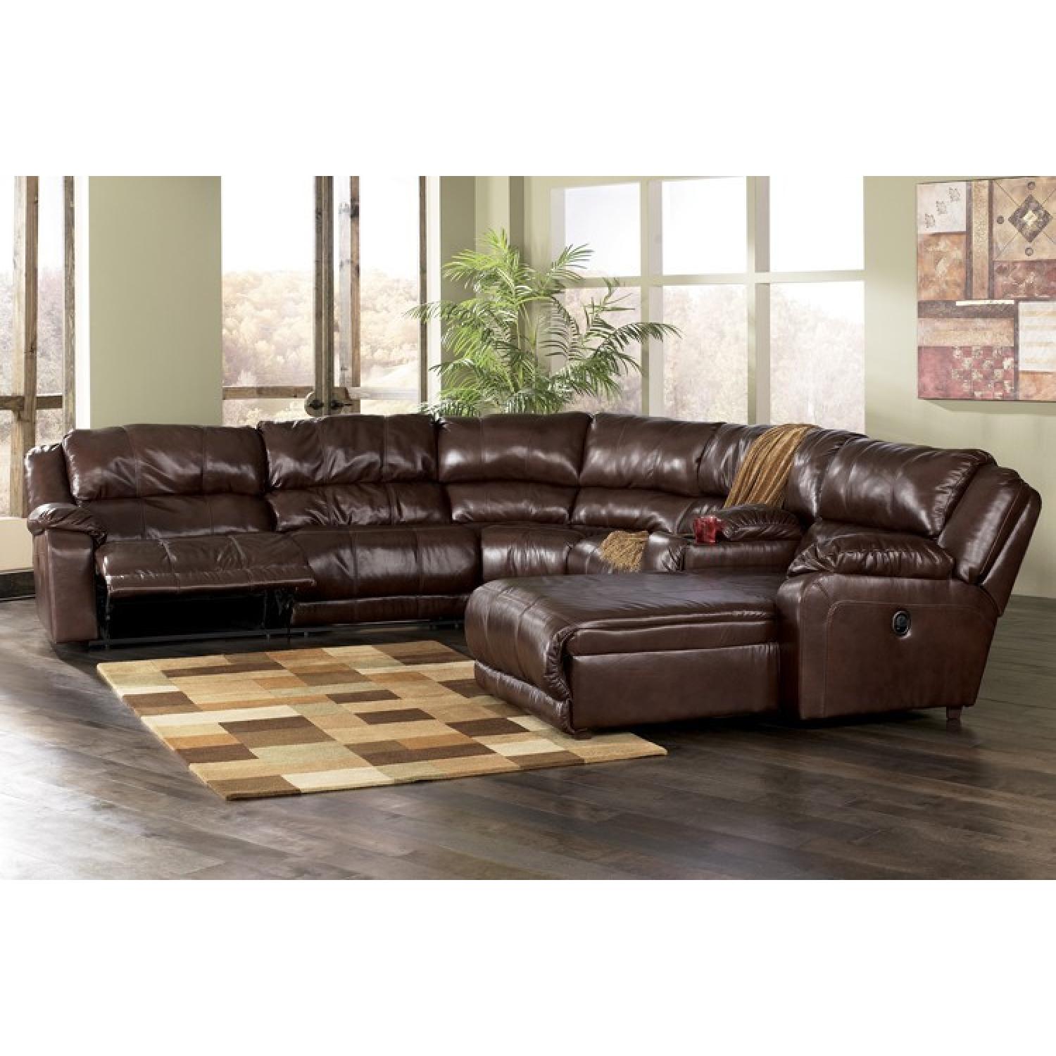 Like New 4 Piece Sectional - image-6