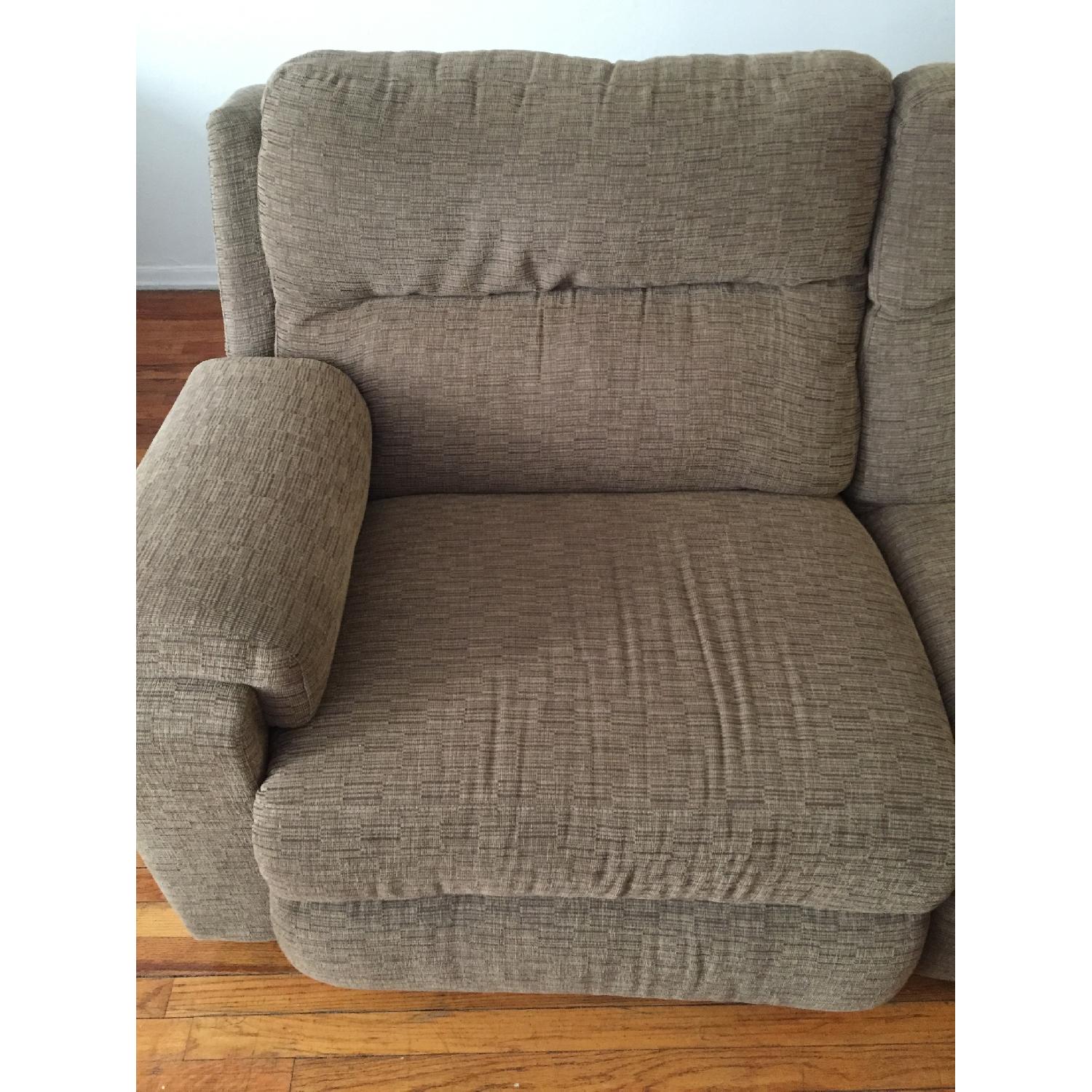 La-Z-Boy Electric Reclining Sofa - image-6