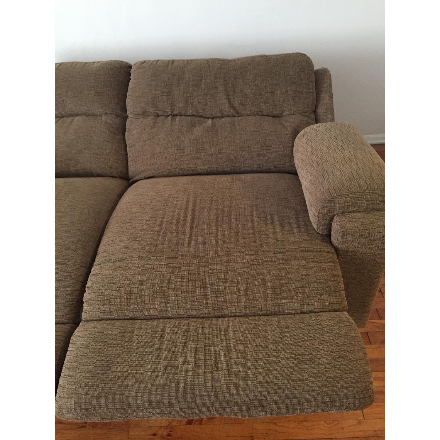 La-Z-Boy Electric Reclining Sofa - image-9