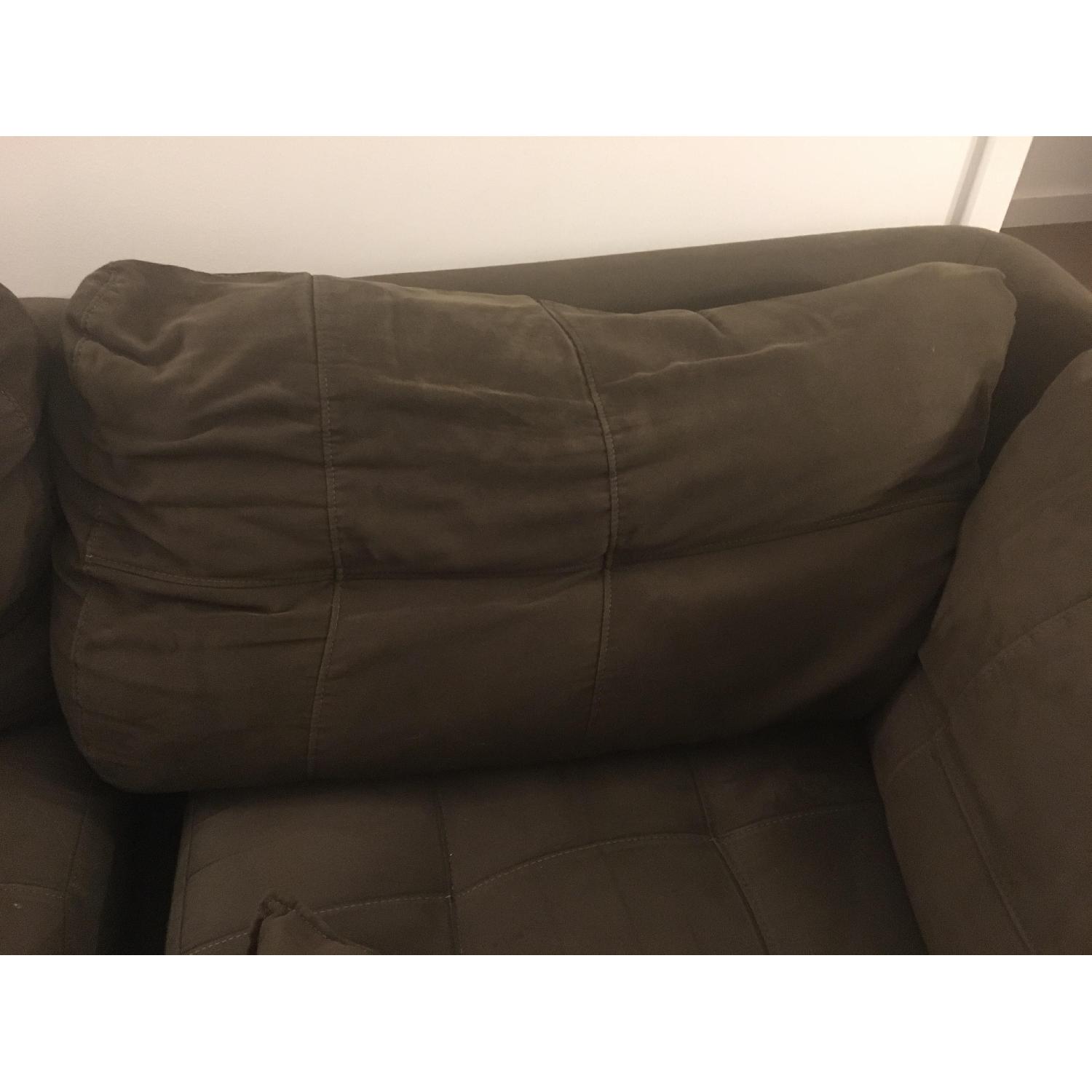 Raymour & Flanigan Cindy Crawford Home Metropolis 3 Piece Microfiber Sectional - image-7