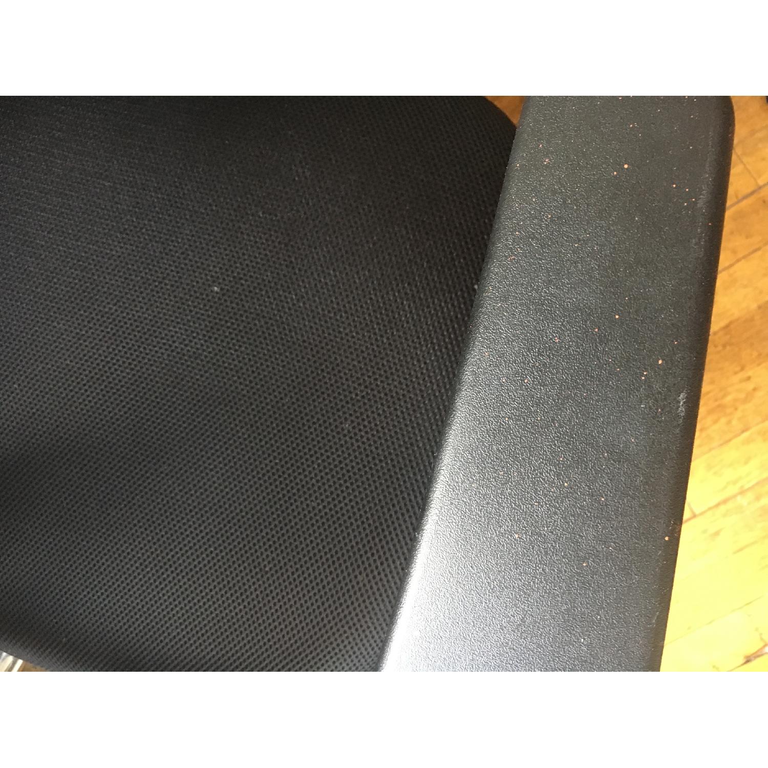 Flash Furniture Black Swivel Chair - image-4