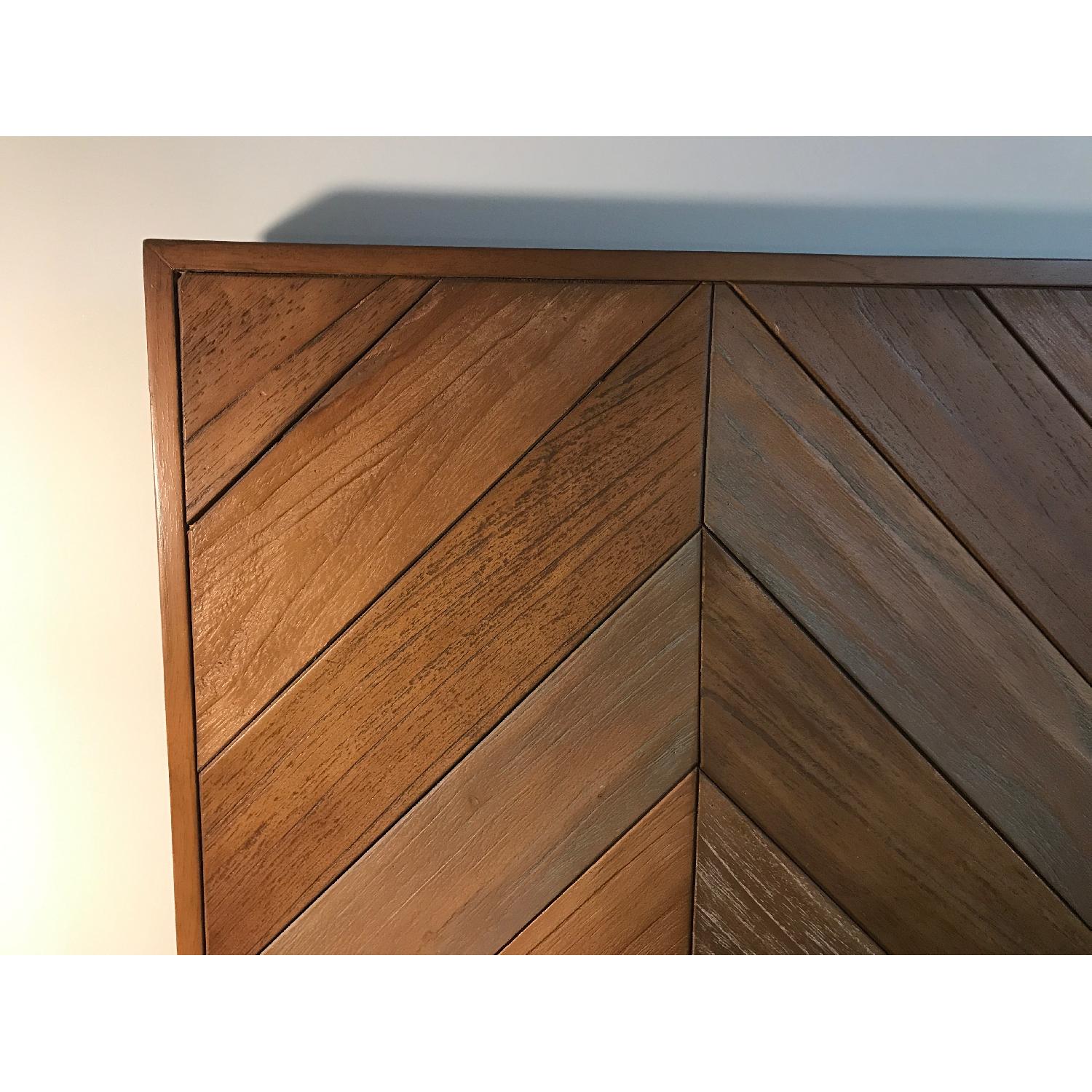 Crate & Barrel Chevron Bed - image-4