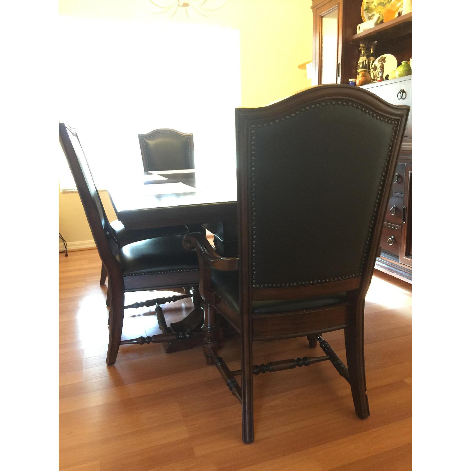 Extendable Dining Table w/ 6 Chairs - image-4