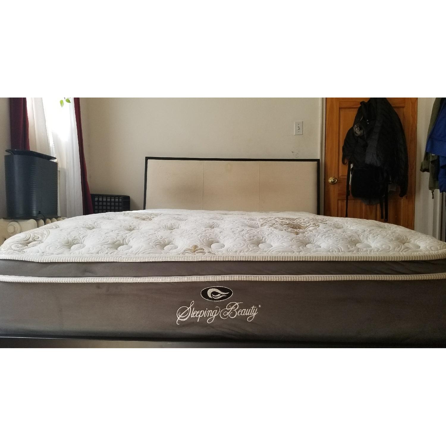 Crate & Barrel Sierra Upholstered Full Bed - image-6