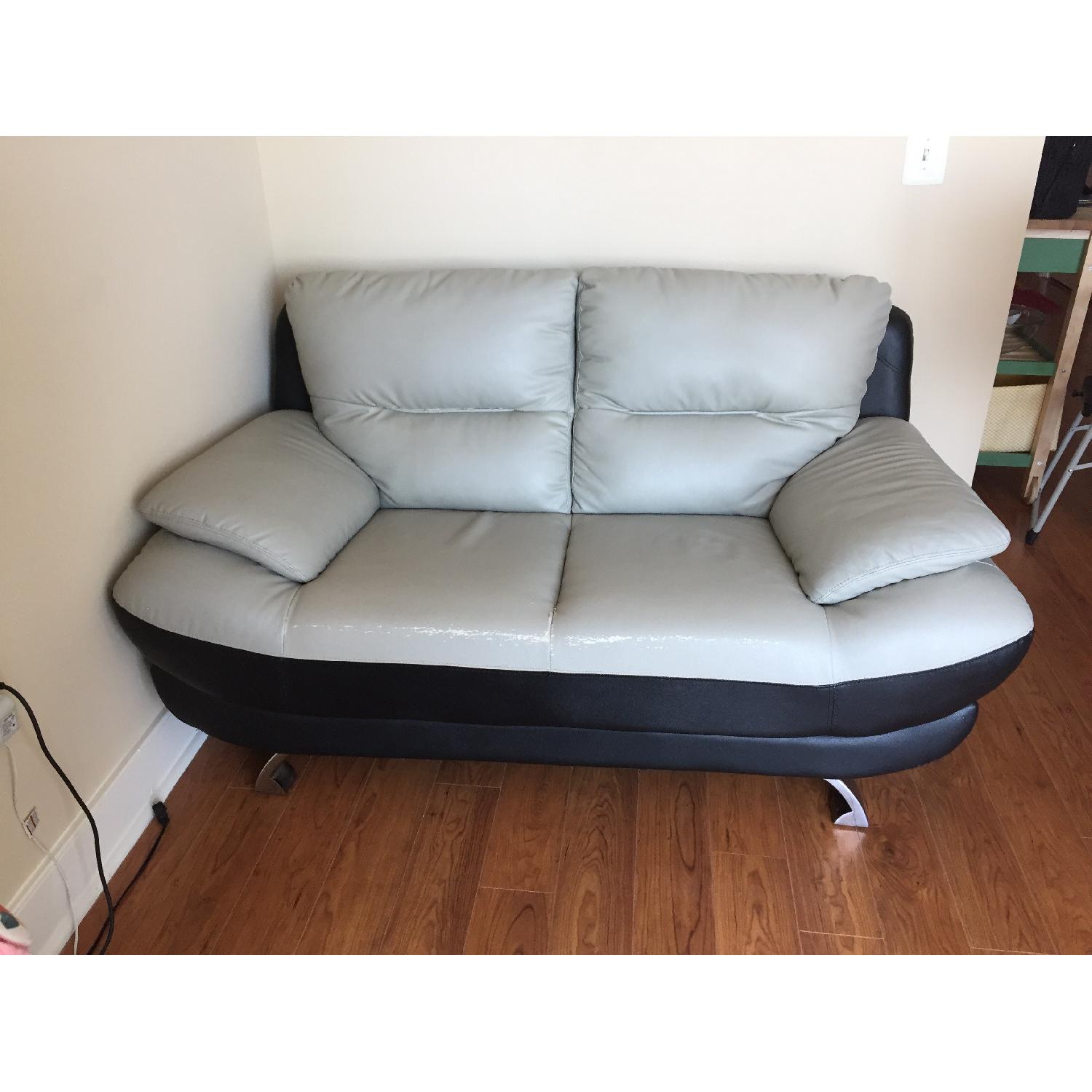 Grey & Black Couch - image-5