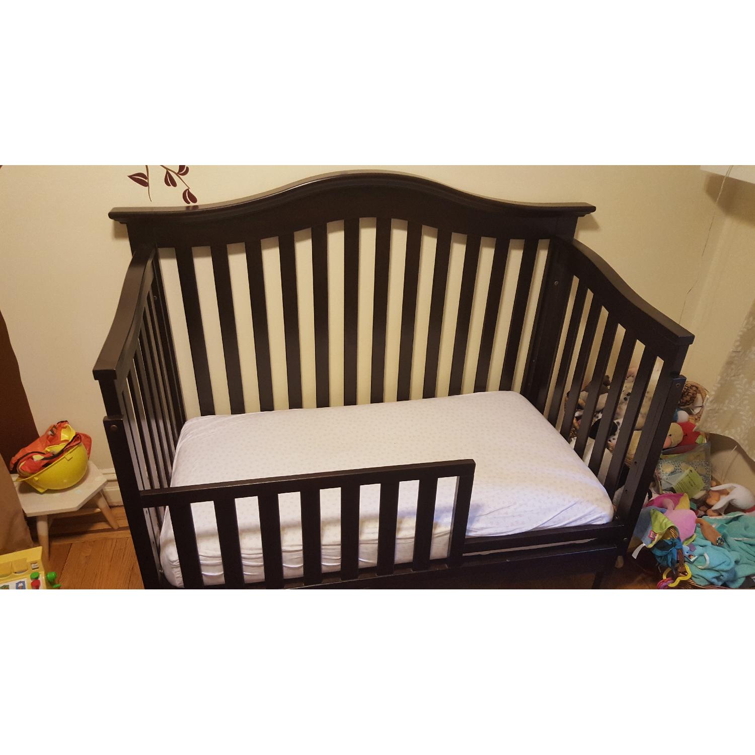 munire convertible crib