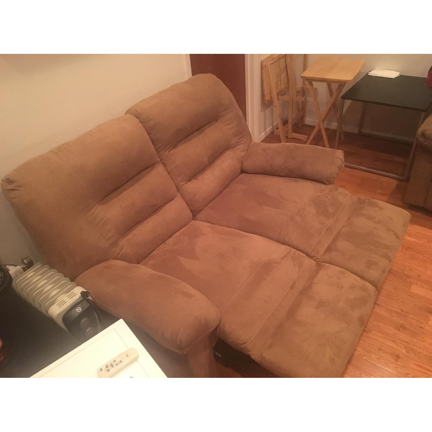 Ashley's Stringer Dual Reclining Love Seat - image-3