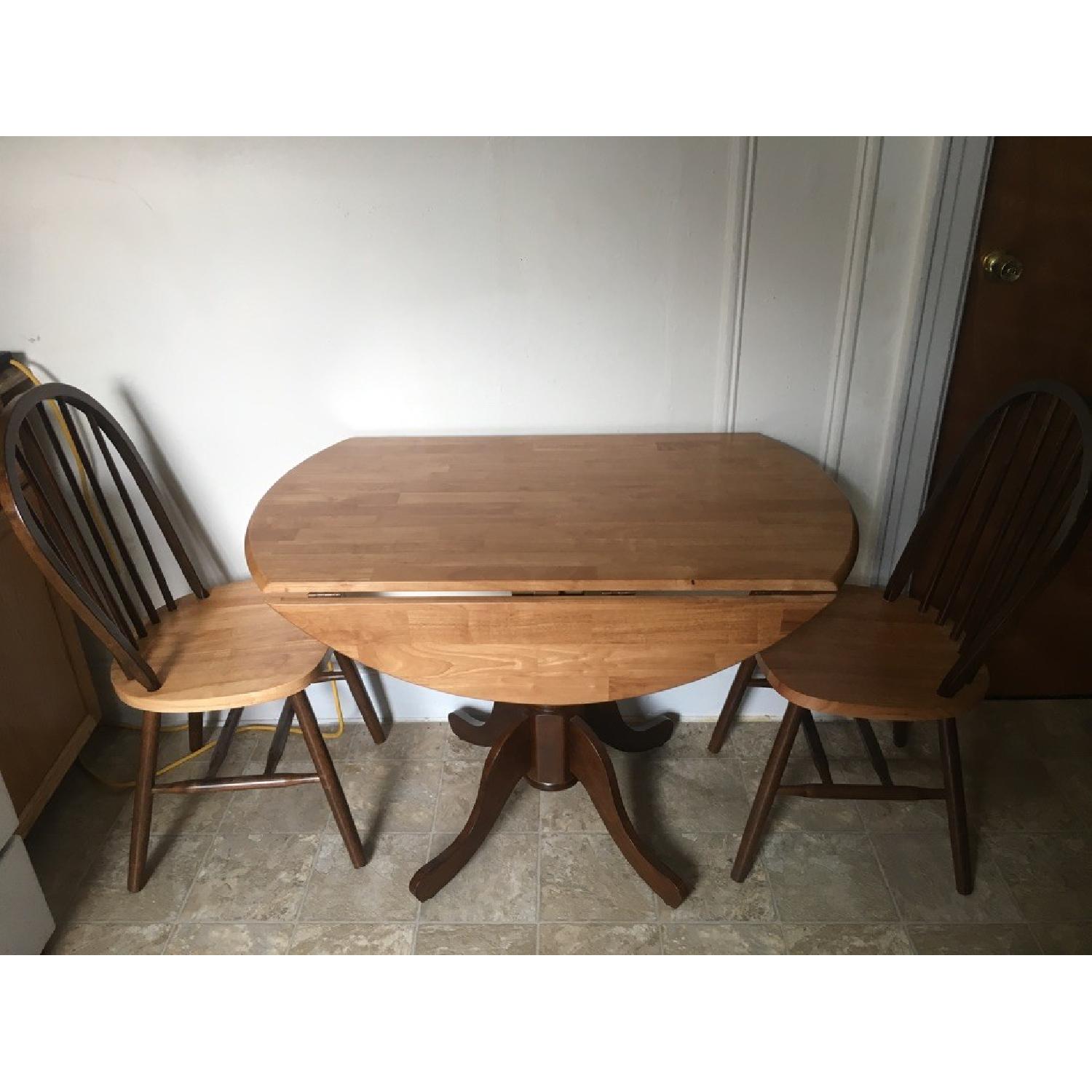 Liberty Furniture Drop Leaf Kitchen Table w/ 2 Chairs - image-4