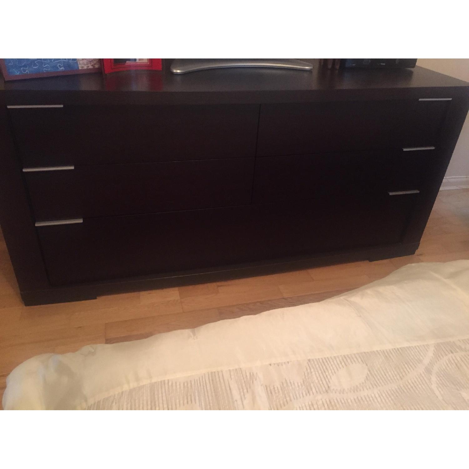 Italian Espresso Queen Bed w/ Storage + 6 Drawer Dresser - image-2