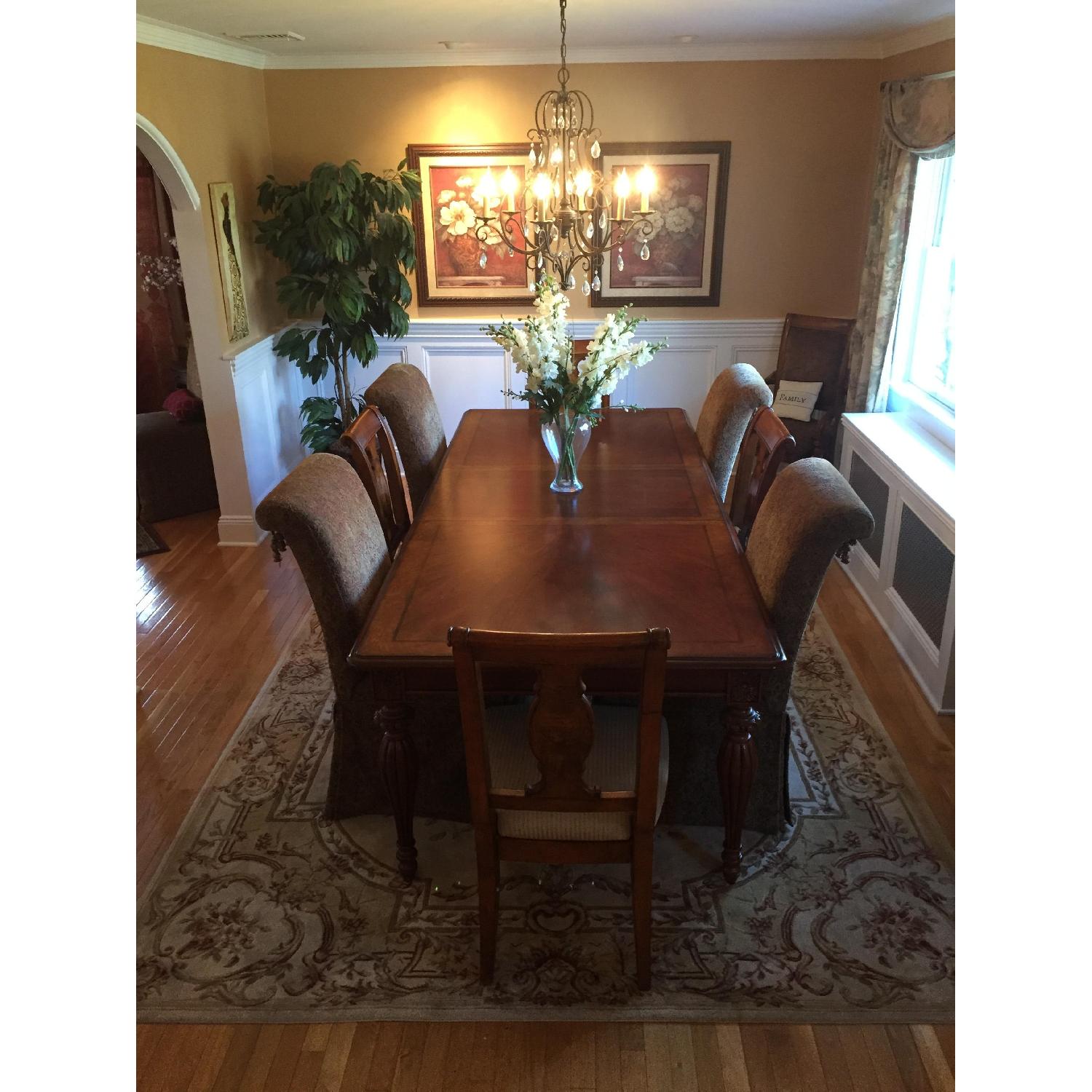 Domain Extending Dining Table w/ 6 Chairs - image-1