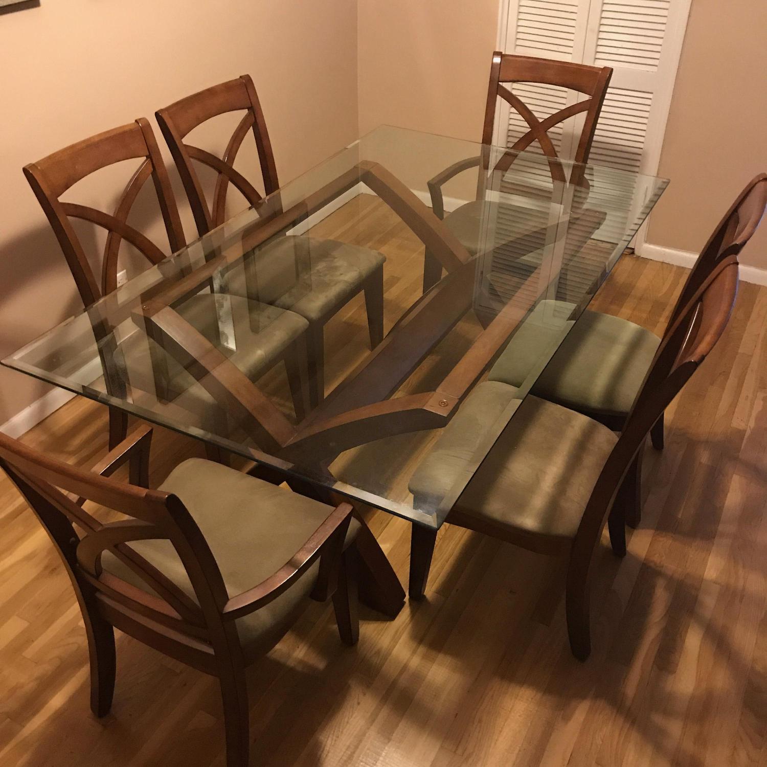 Macy's 7 Piece Dining Room Set - image-3