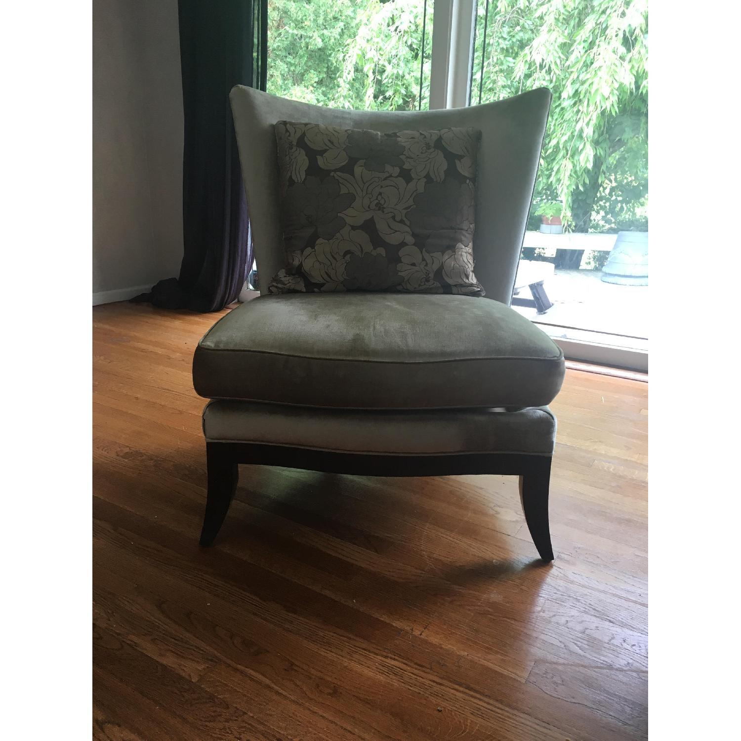 Raymour & Flanigan Accent Chair - image-2