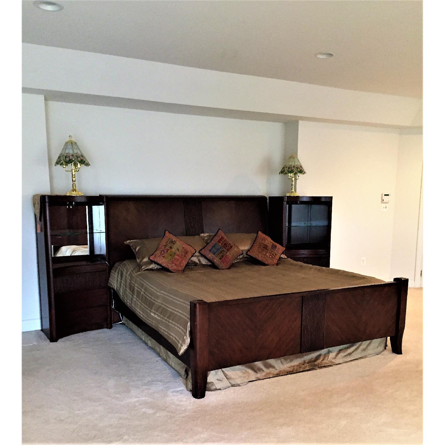Ashley King Size 7 Piece Bedroom Set - image-7