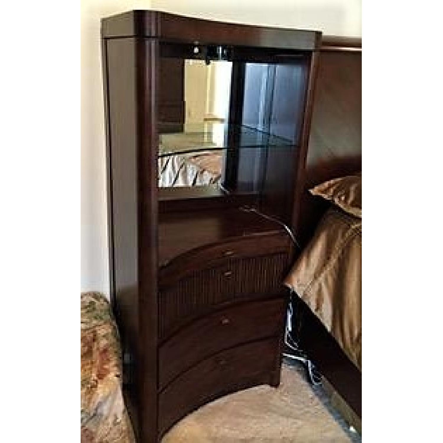 Ashley King Size 7 Piece Bedroom Set - image-8