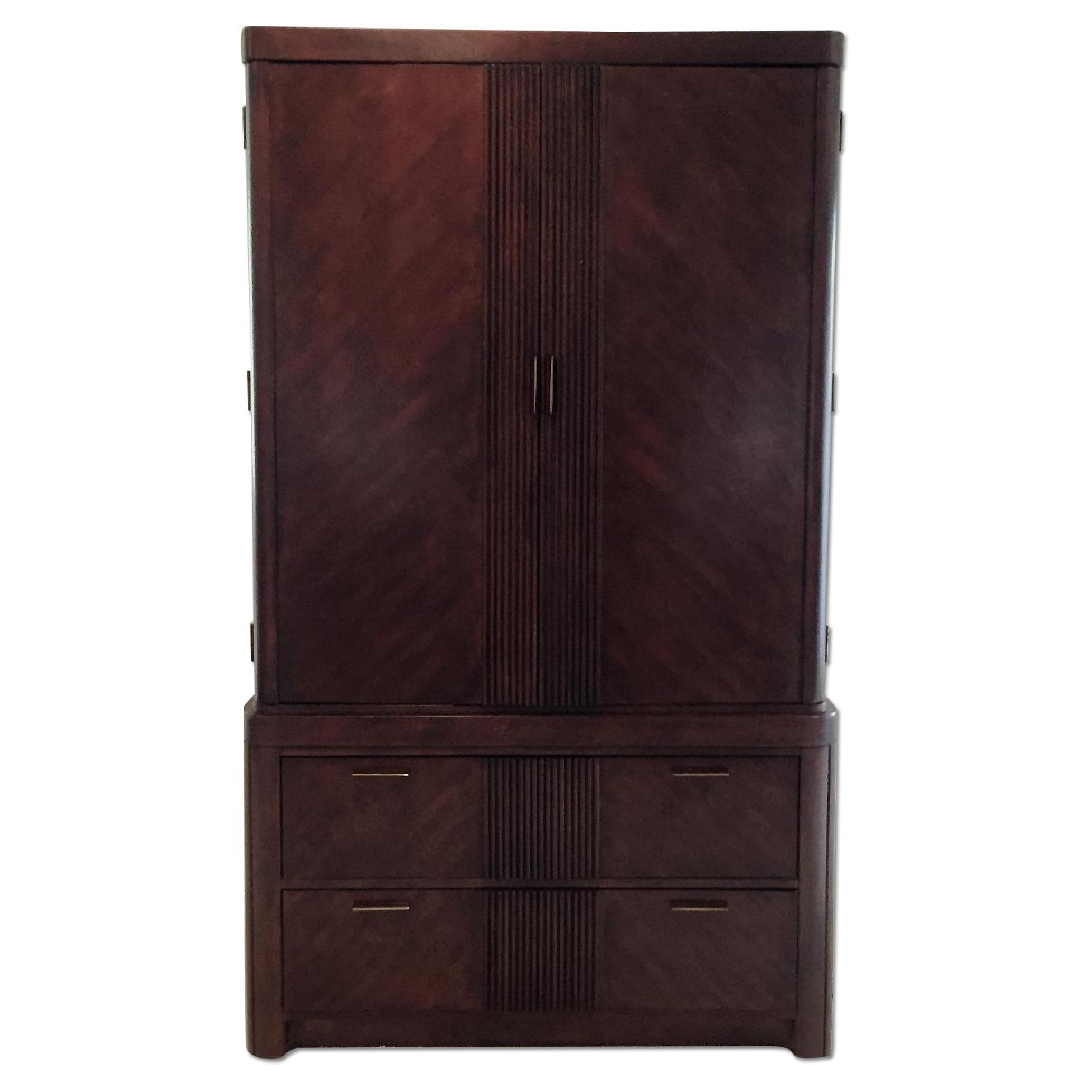 Ashley King Size 7 Piece Bedroom Set - image-17