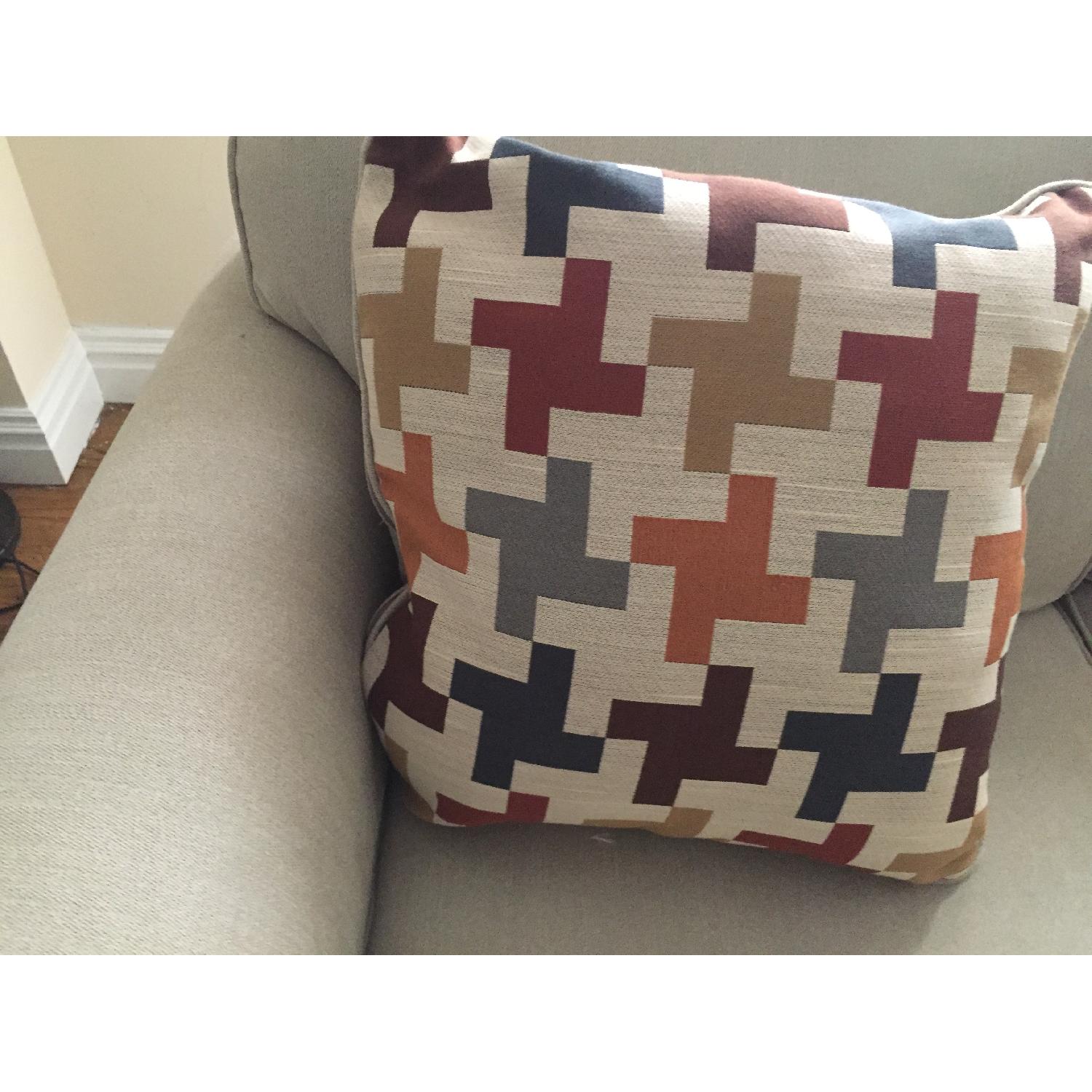 Jordan's Furniture 3 Seater Sofa - image-4