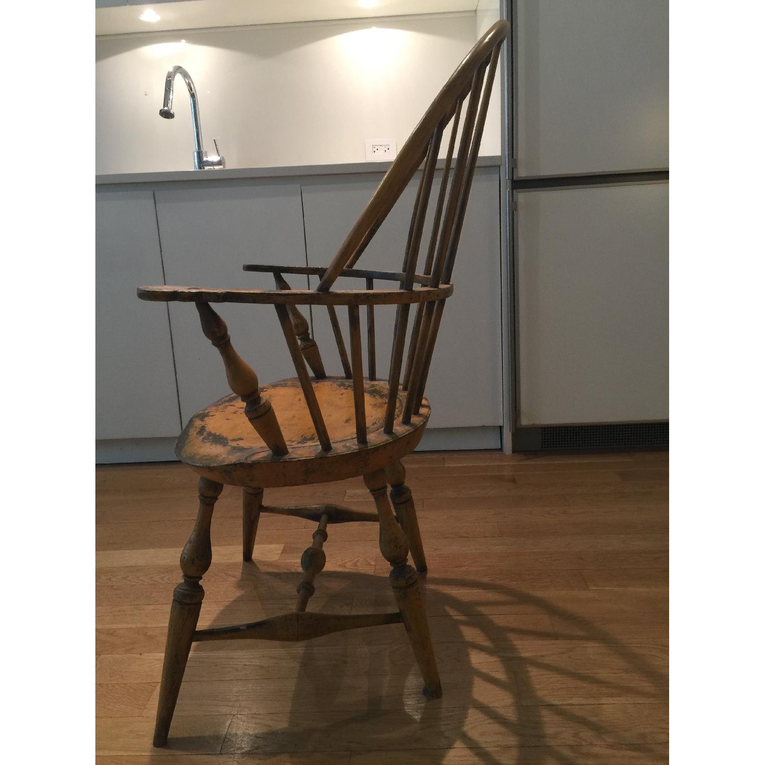 Antique Reproduction Windsor Back Dining Room Chairs - image-2