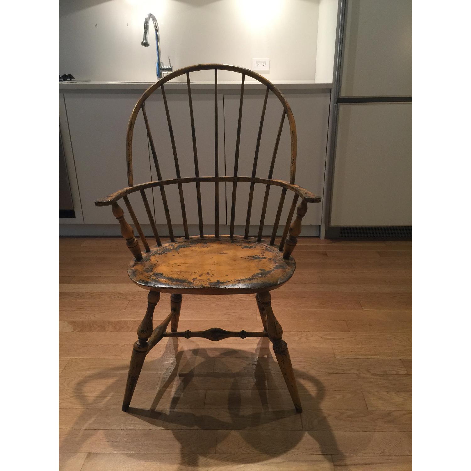 Antique Reproduction Windsor Back Dining Room Chairs - image-4