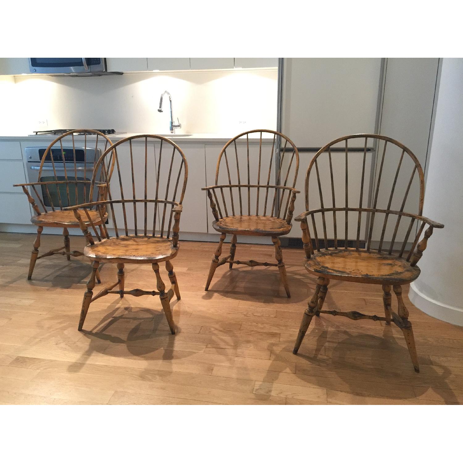 Antique Reproduction Windsor Back Dining Room Chairs - image-11