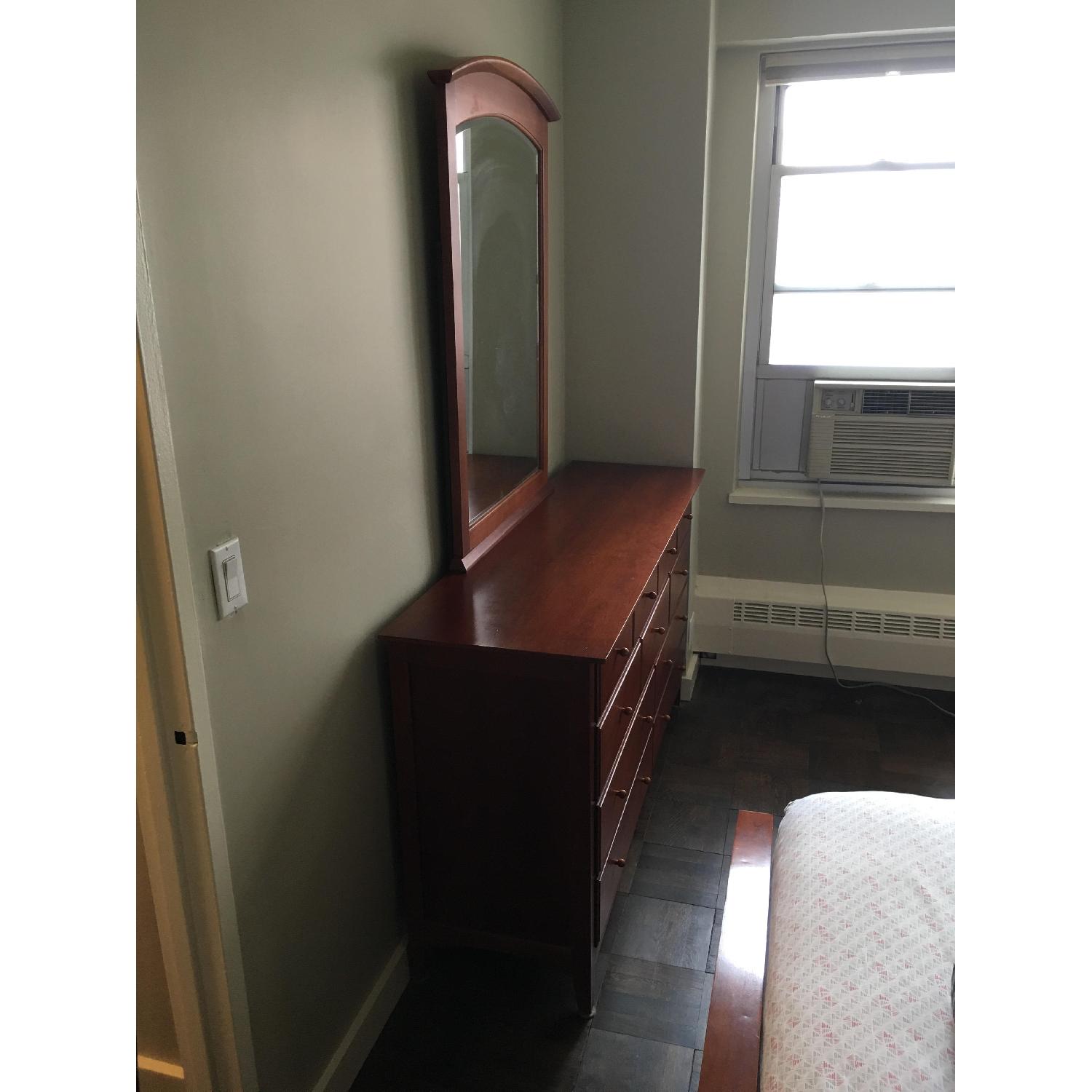 Thomasville Dresser w/ Mirror - image-1