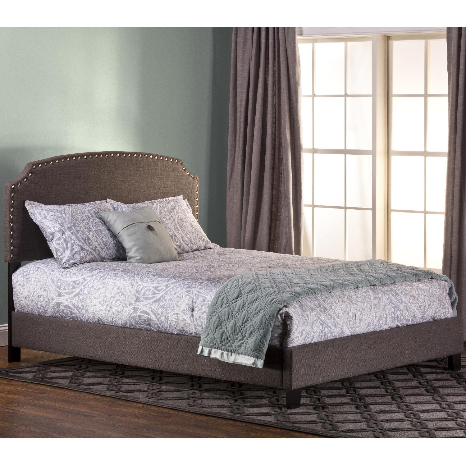 Hillsdale Furniture Lani Platform Bed - image-2