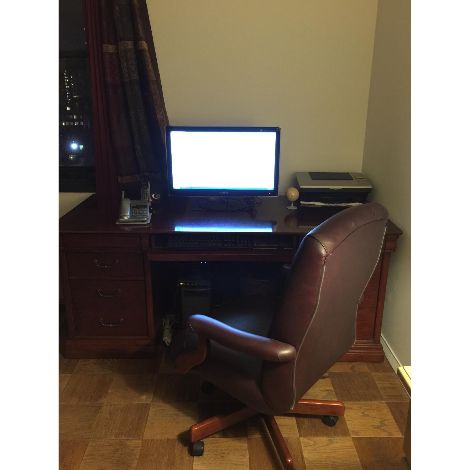 Havertys Office Desk & Leather Chair AptDeco