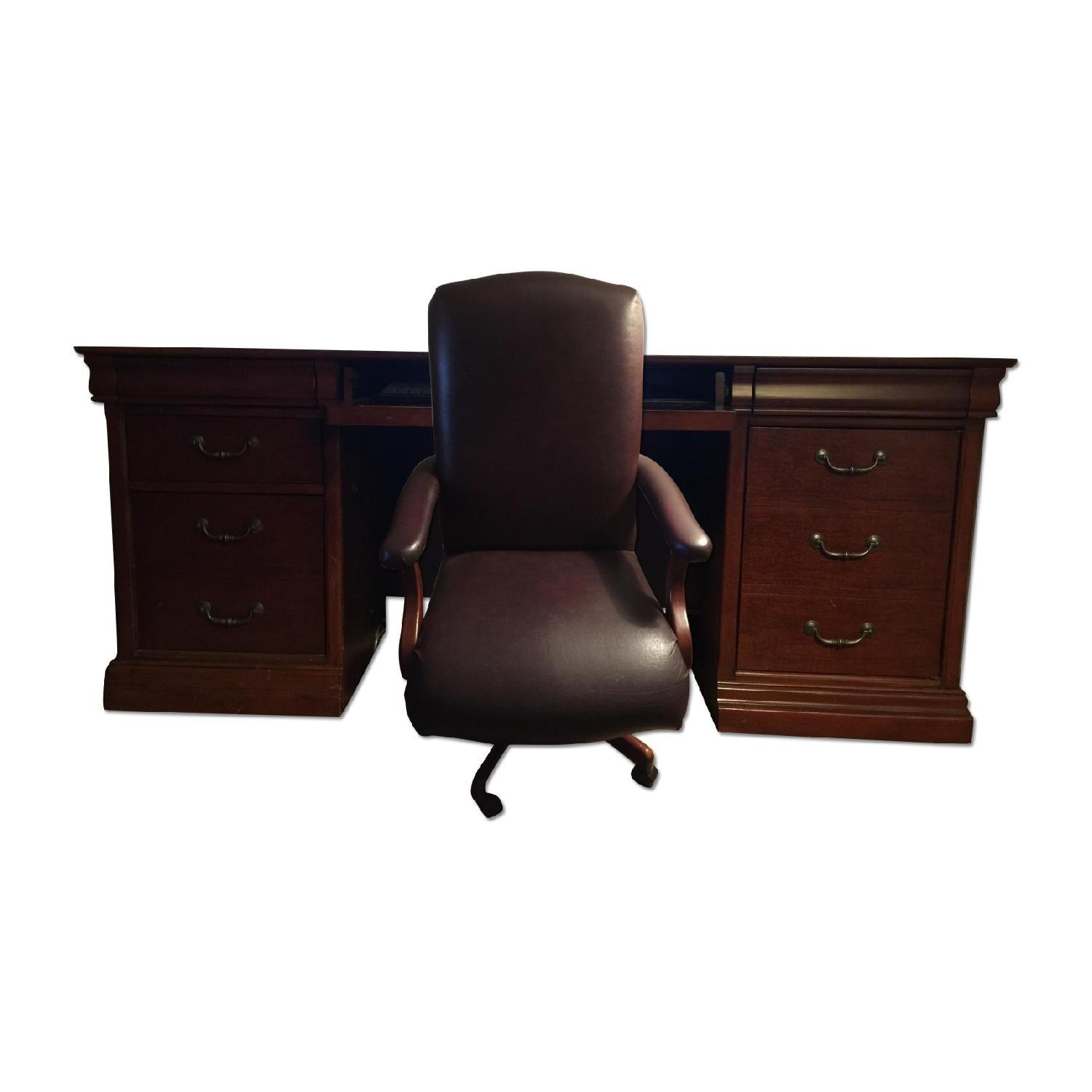Havertys Office Desk & Leather Chair AptDeco