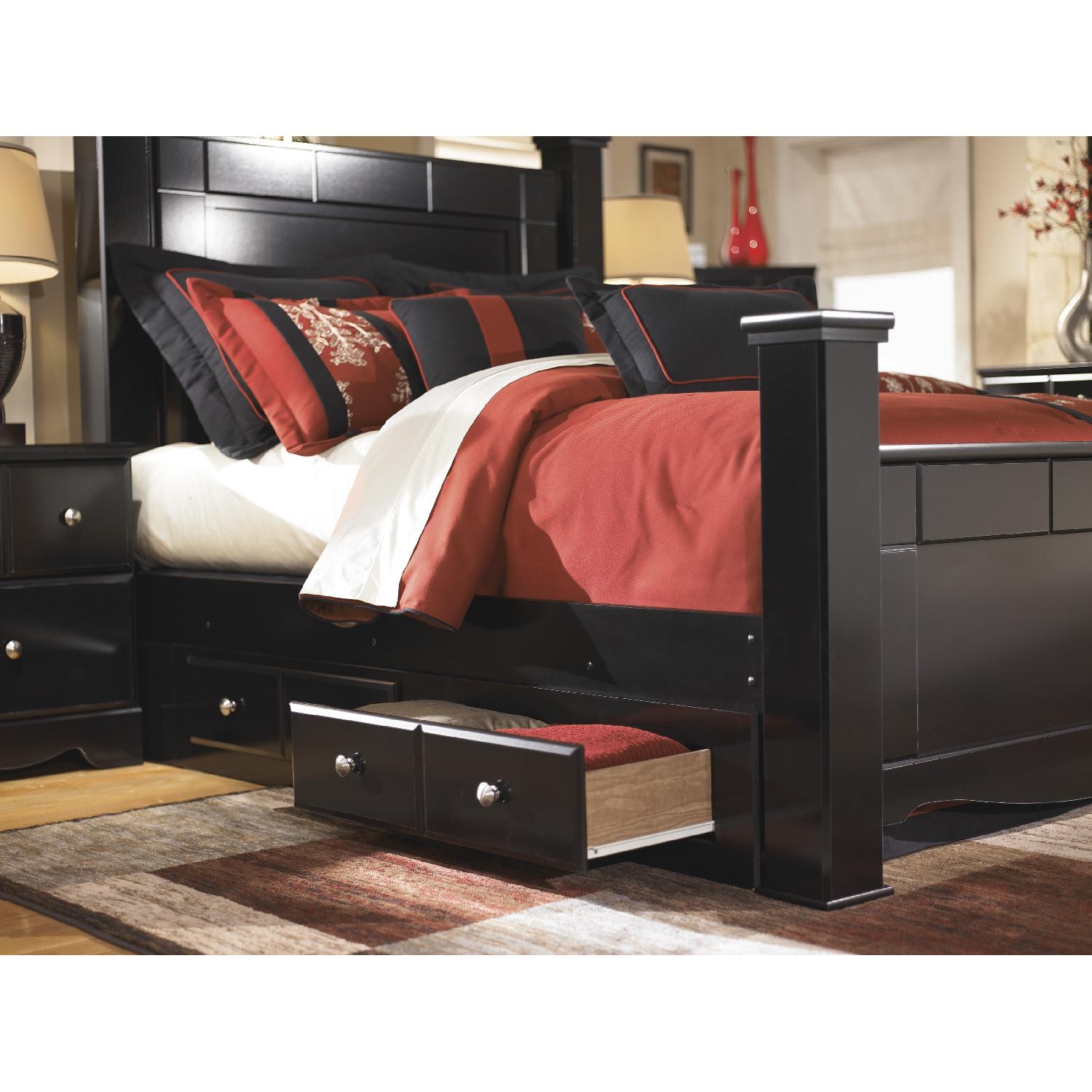 Ashley's Shay Poster Storage Bedroom Set - image-3