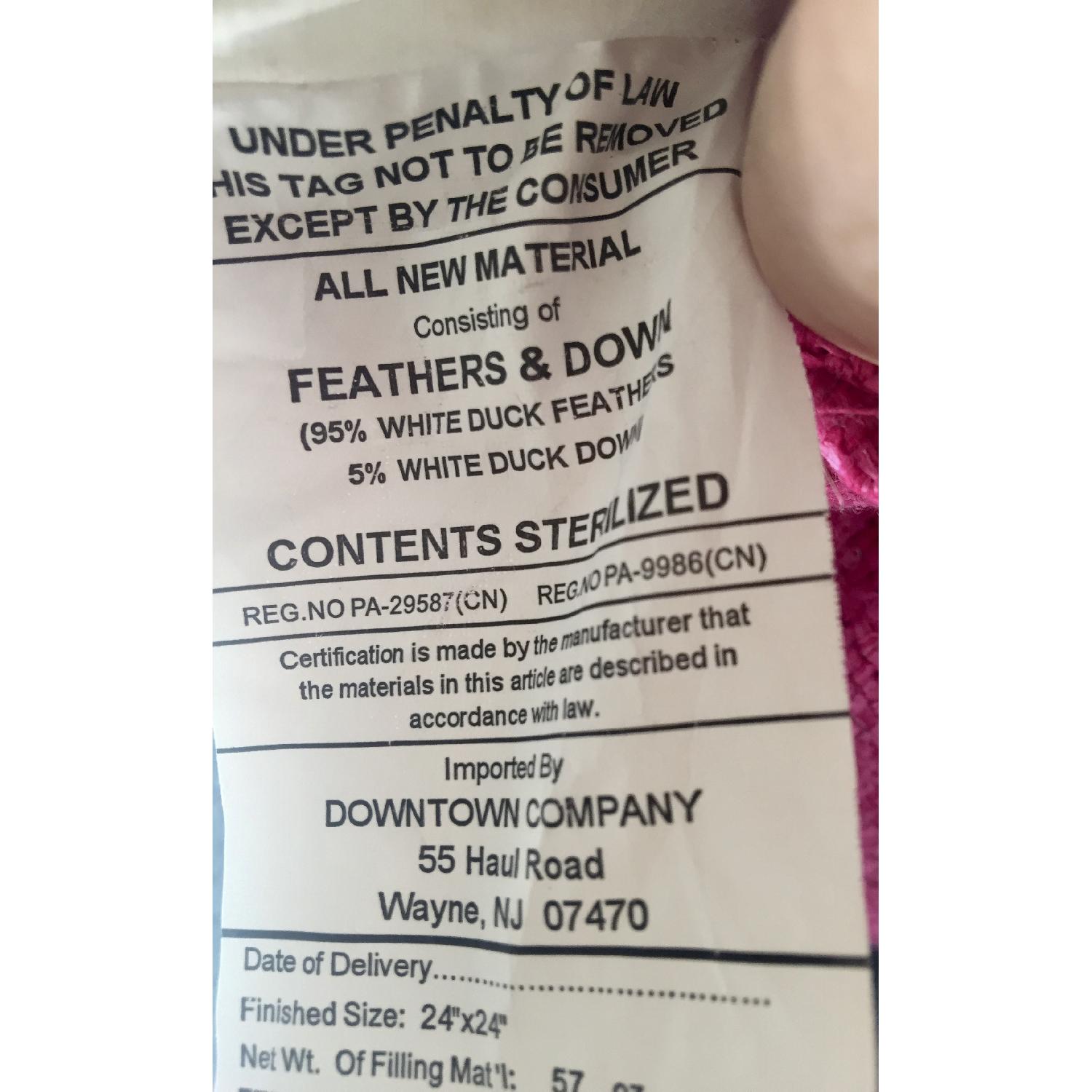 Ralph Lauren Fuchsia Silk Pillow Cover w/ Feather Insert - image-6