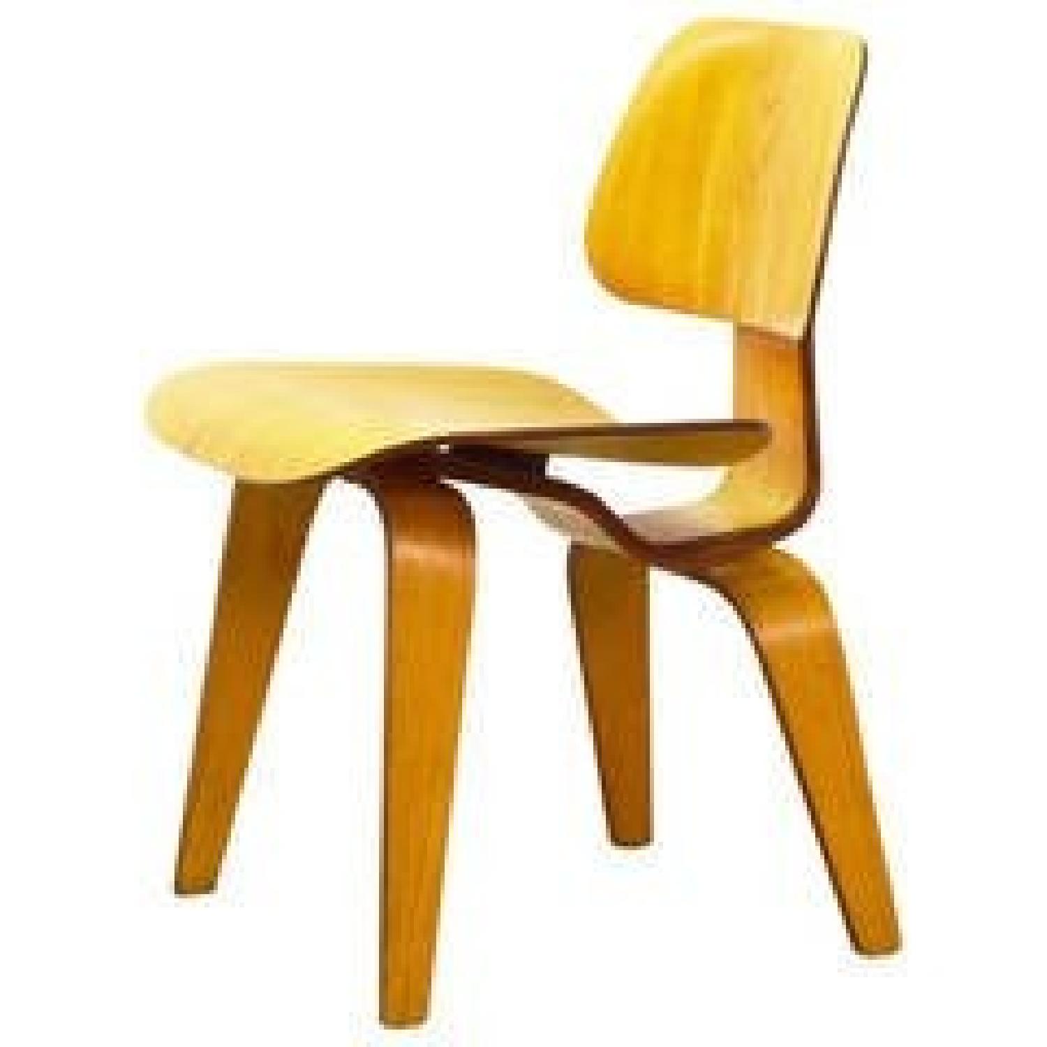 Heywood Wakefield Wheat Butterfly Table w/ 2 Leaves - image-5