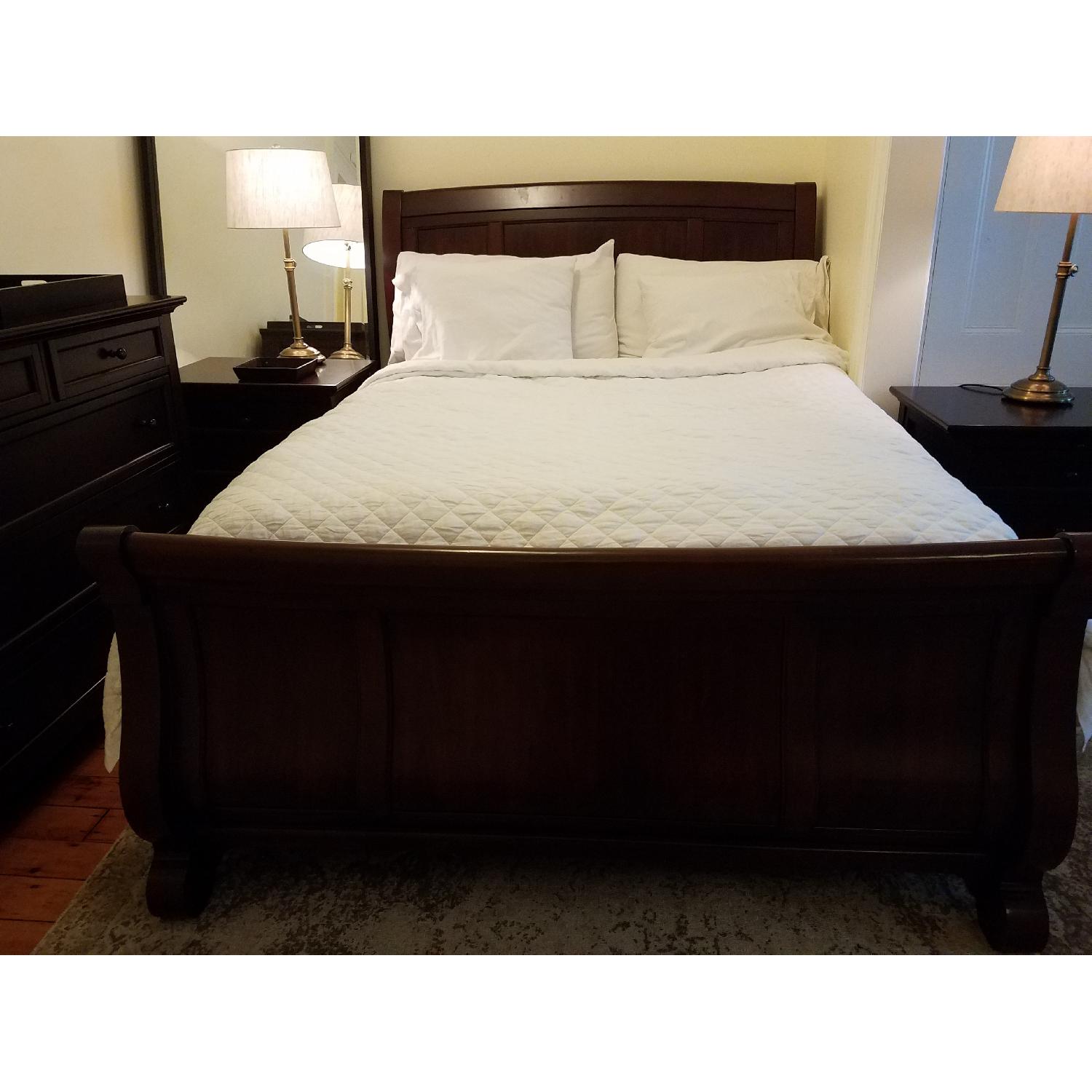 Raymour & Flanigan Queen Sleigh Bed - image-1