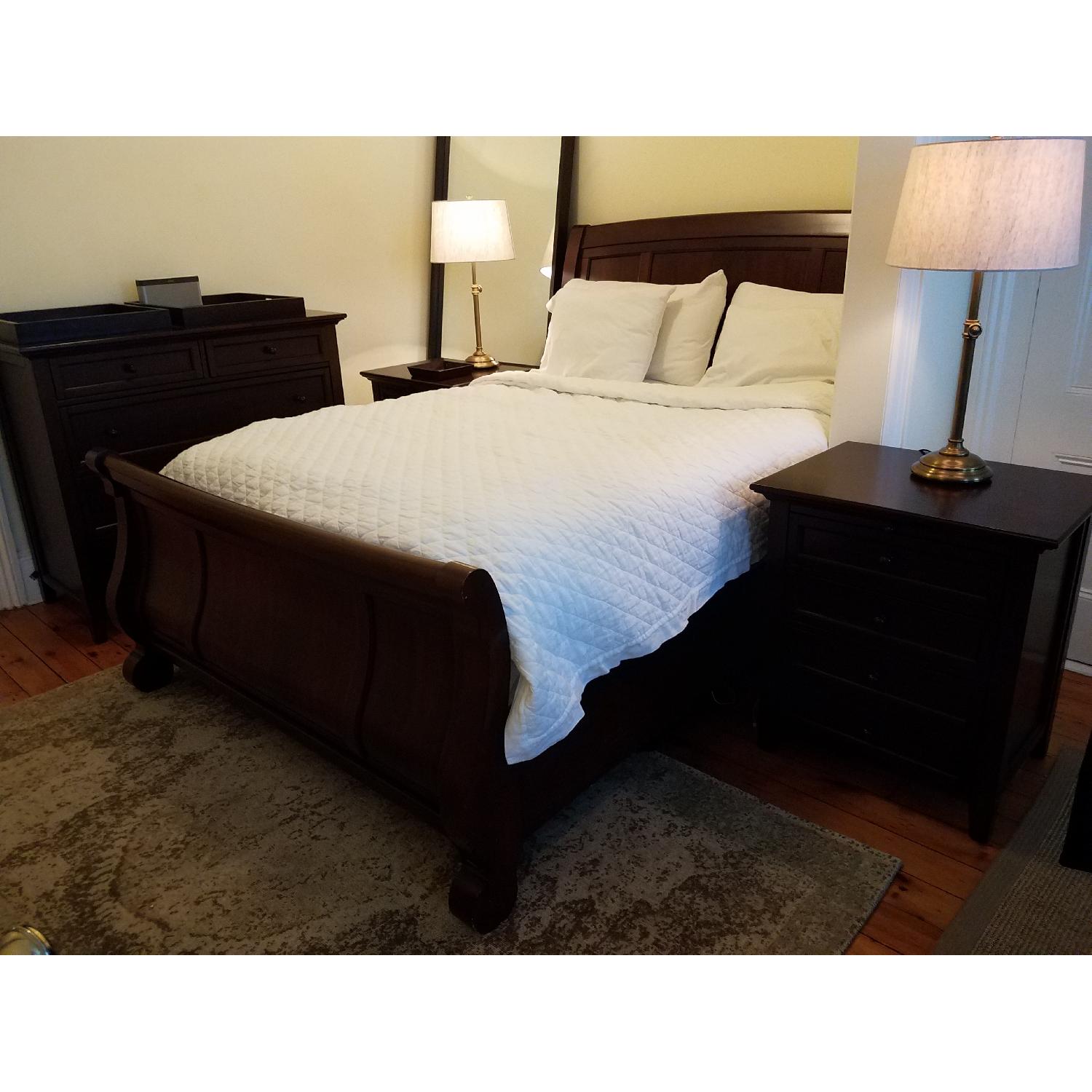 Raymour & Flanigan Queen Sleigh Bed - image-4