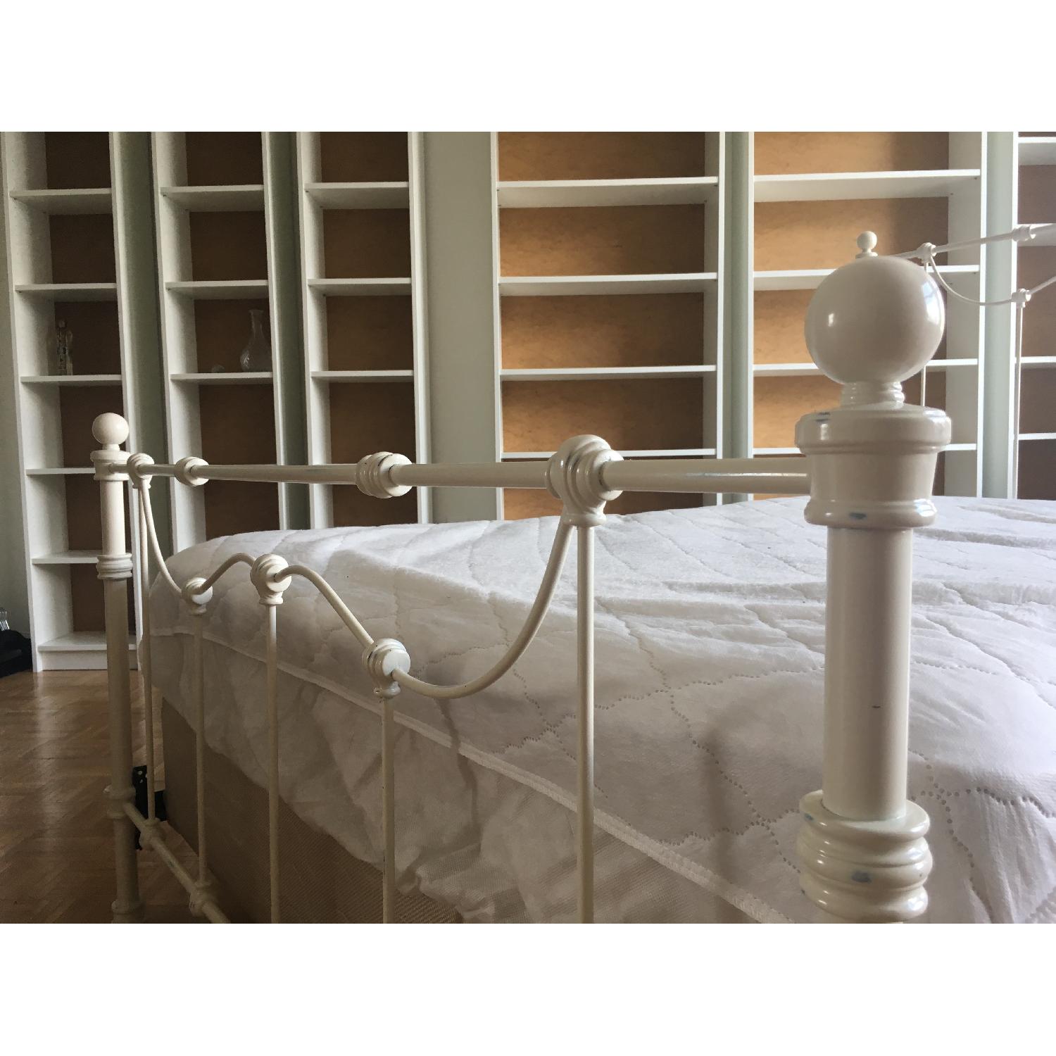 Pottery Barn Savannah Full Bed - image-6
