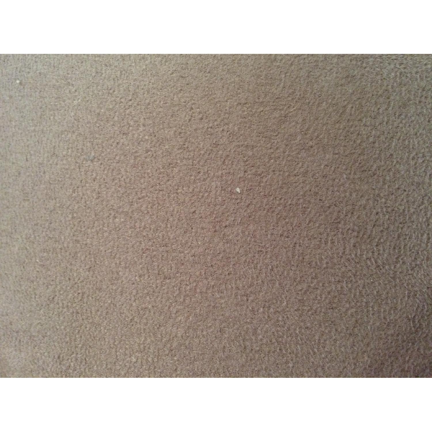 Raymour & Flanigan Beige 3 Seater Sofa - image-2