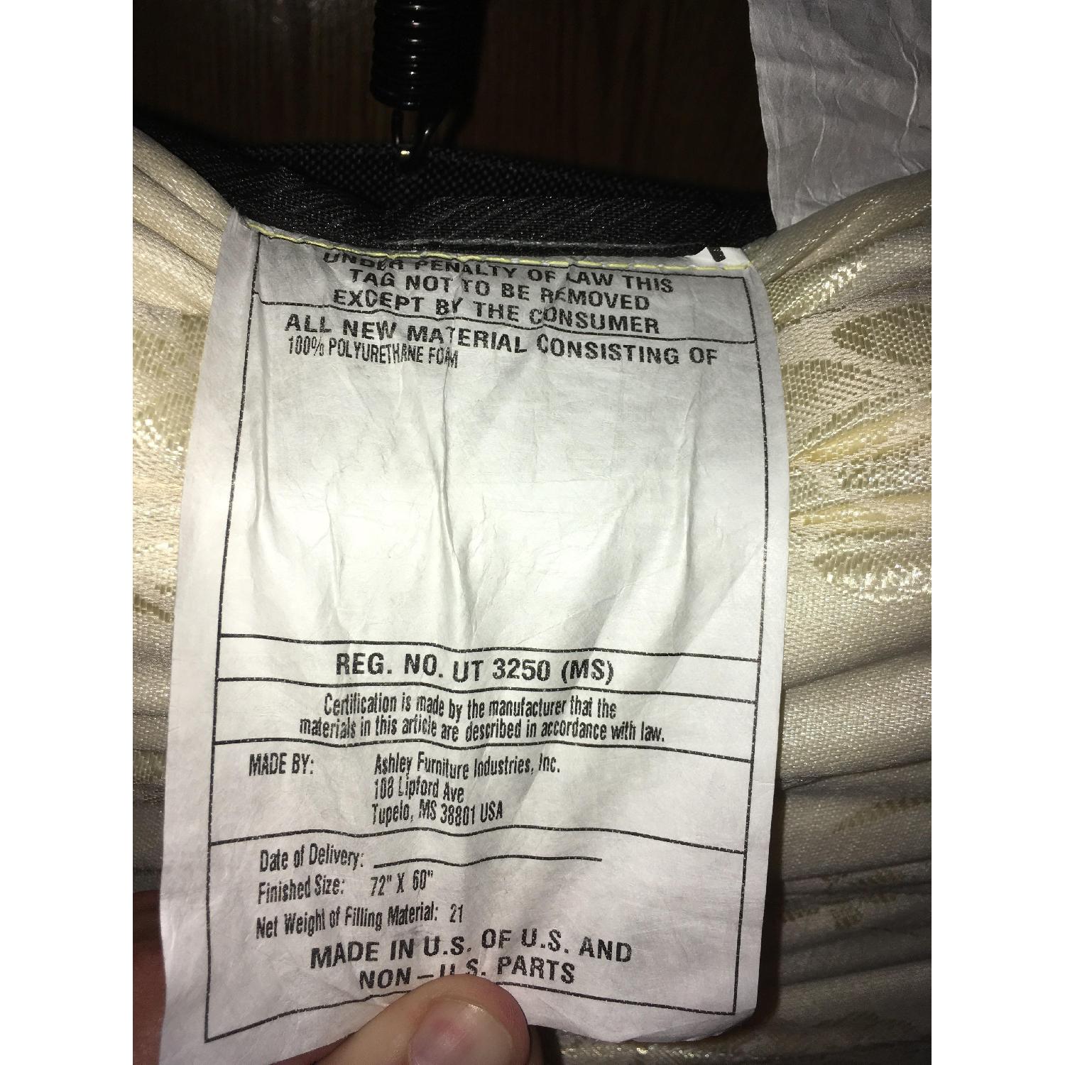 Jennifer Convertibles Pull Out Couch w/ Memory Foam - image-3