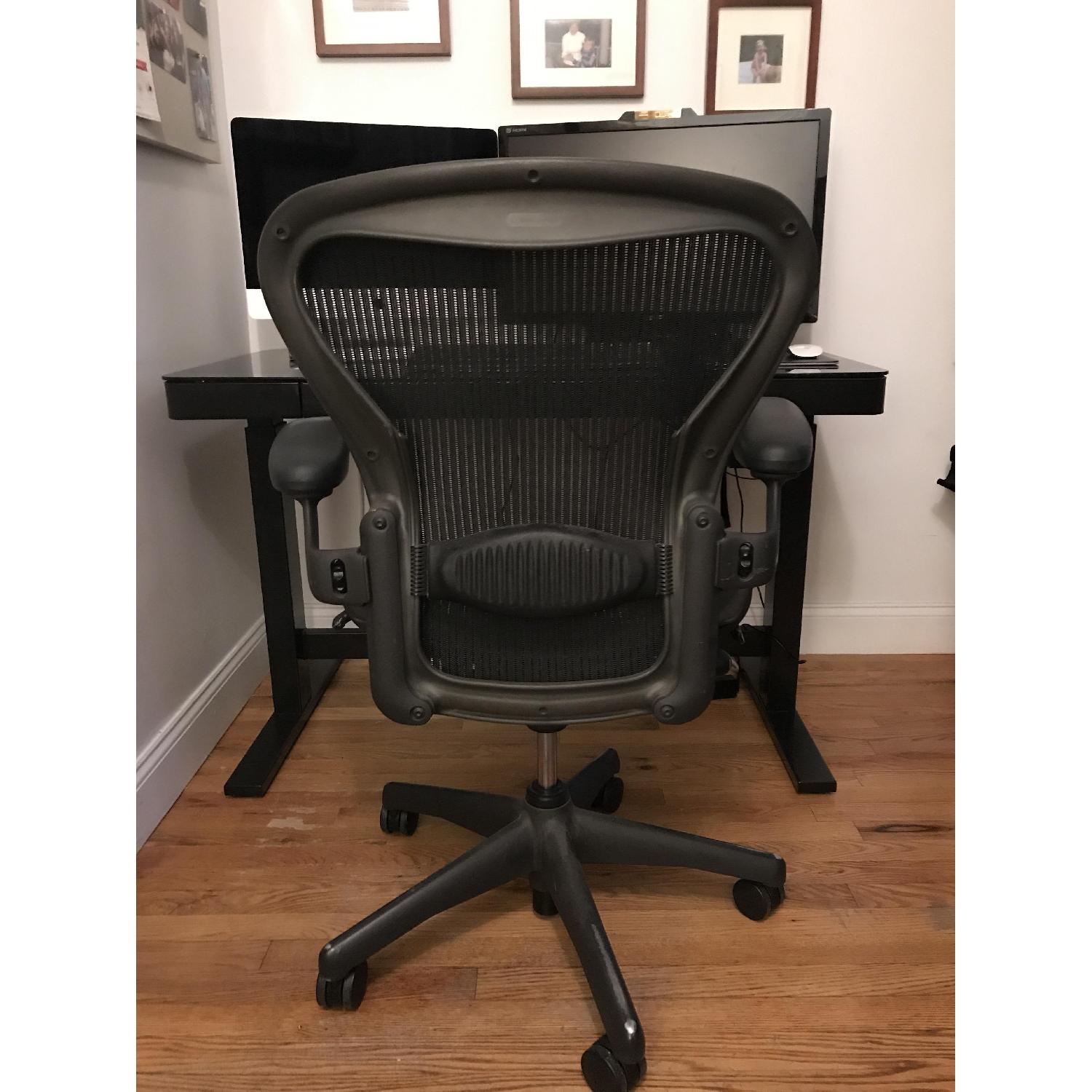 Herman Miller Aeron Chair - image-1