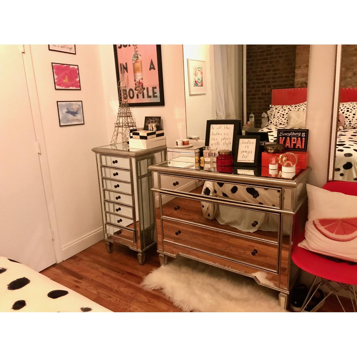 Bob's 3-Piece Mirrored Bedroom Set - image-4