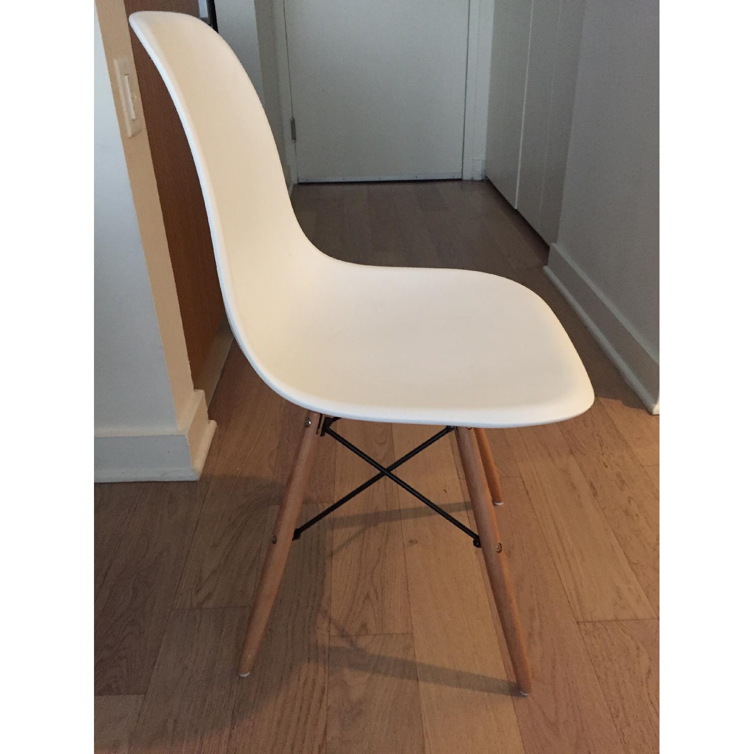 Mid Century Modern Eames Style Chairs - image-2