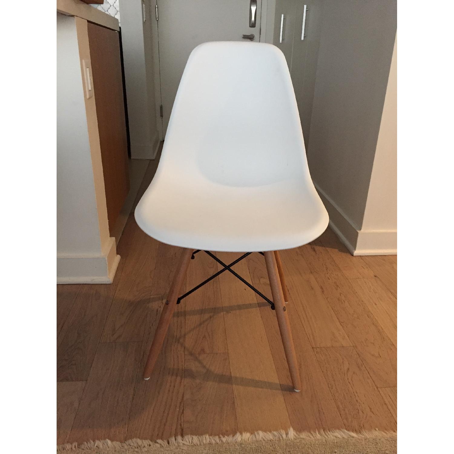 Mid Century Modern Eames Style Chairs - image-5
