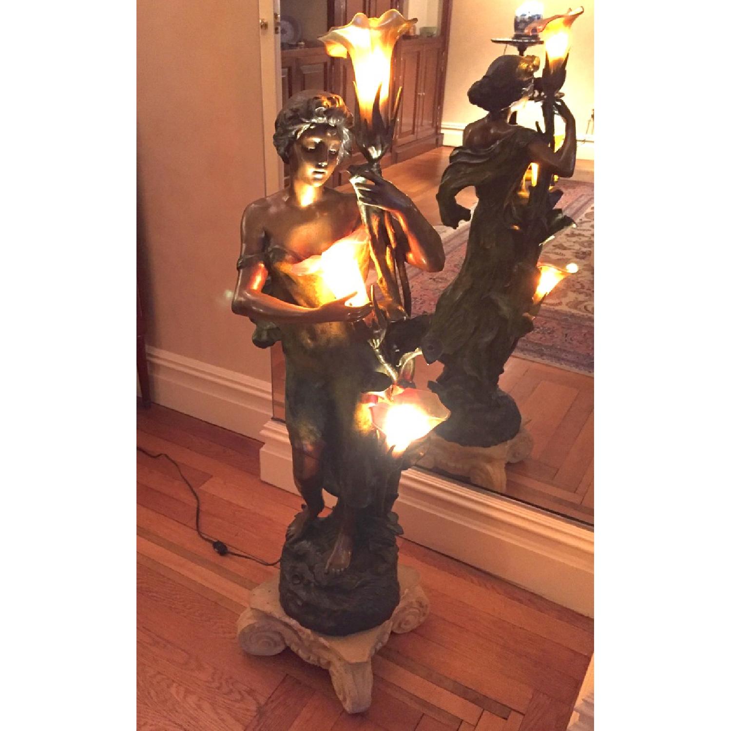Vintage Bronze Sculpture Lamp AptDeco
