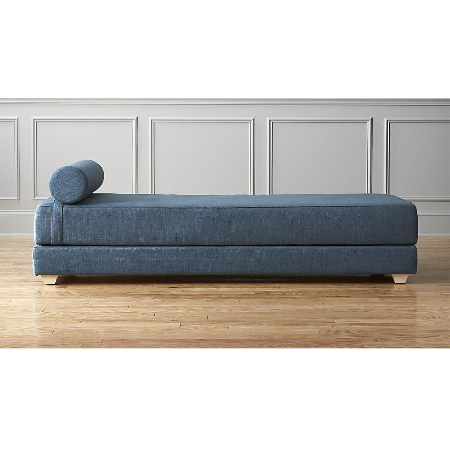 Lubi Sleeper Daybed in Turquoise - image-1