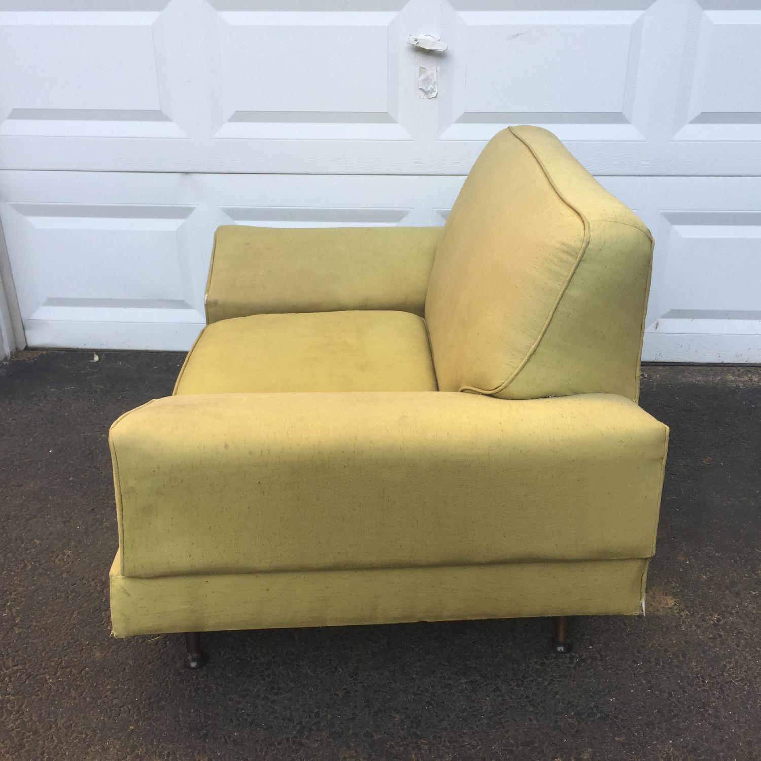 Vintage Modern Atomic Era Lounge Chair - image-4