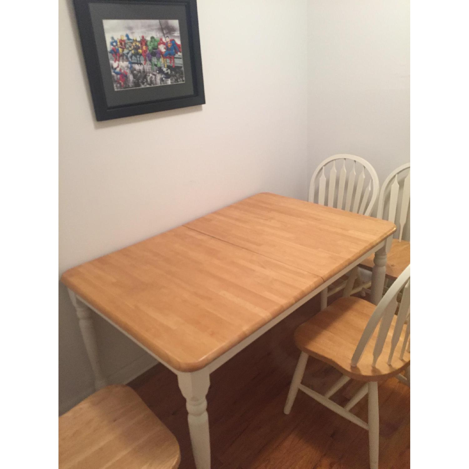 Kitchen Table w/ 4 Chairs - image-4
