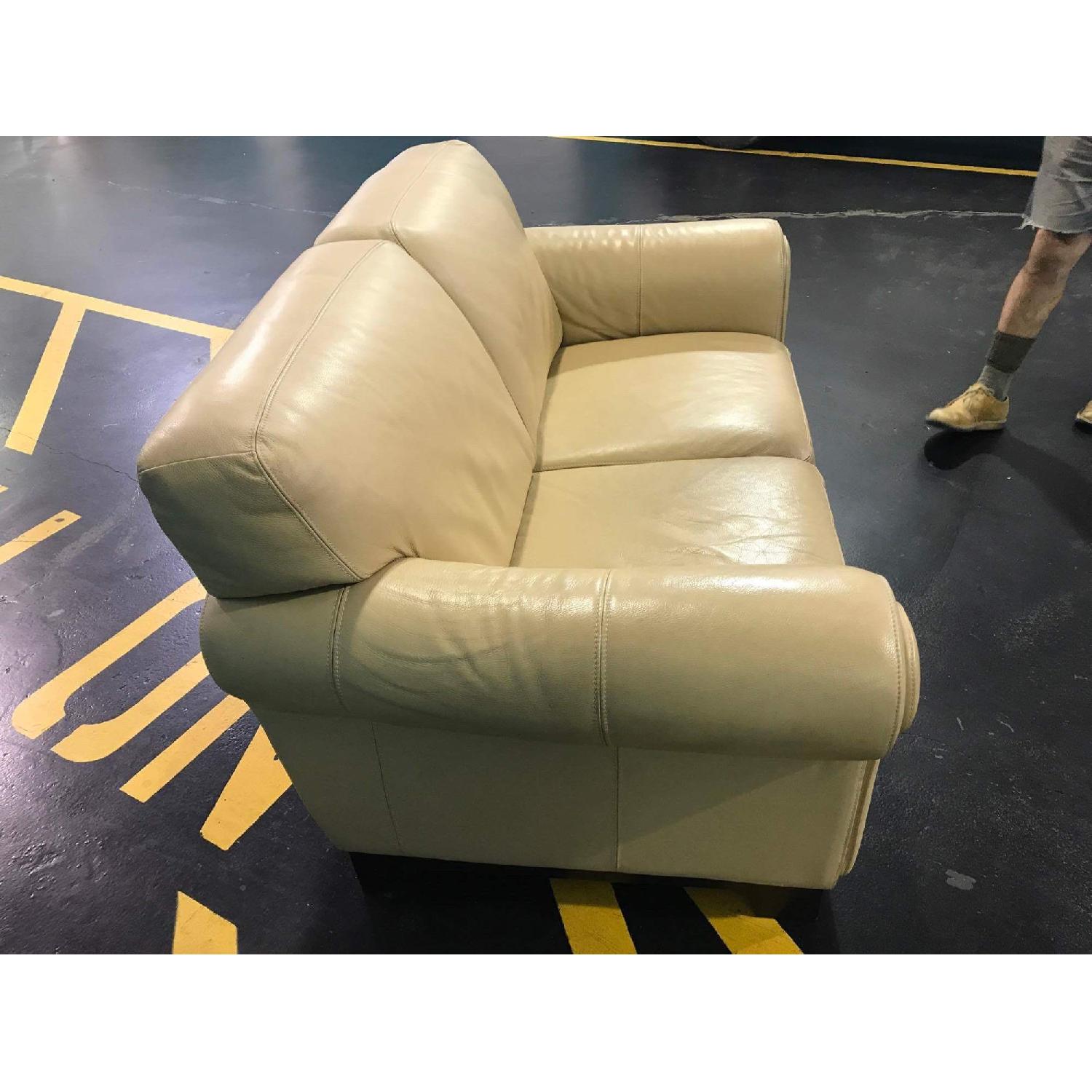 Italiana Divani Chateau D'Ax Leather Loveseat - image-5