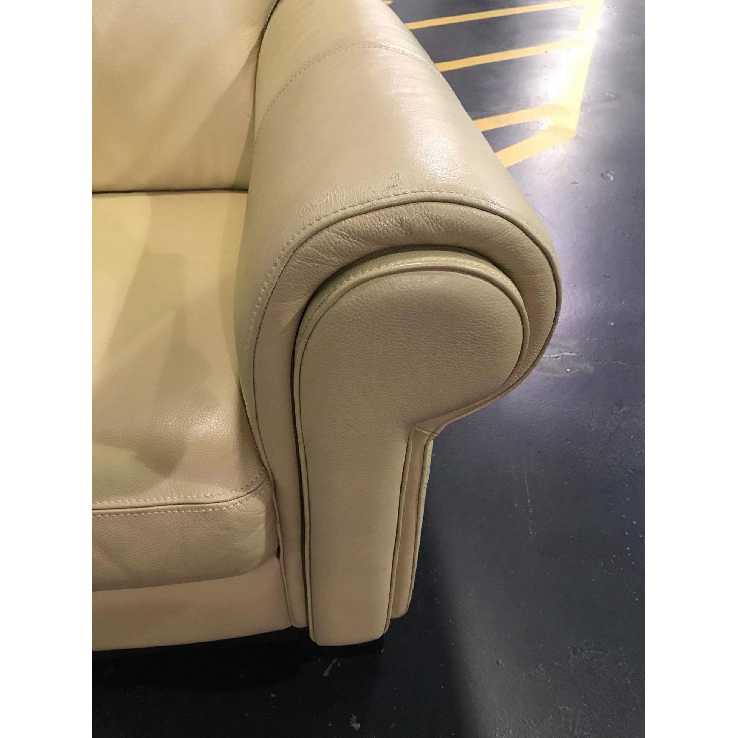Italiana Divani Chateau D'Ax Leather Loveseat - image-9