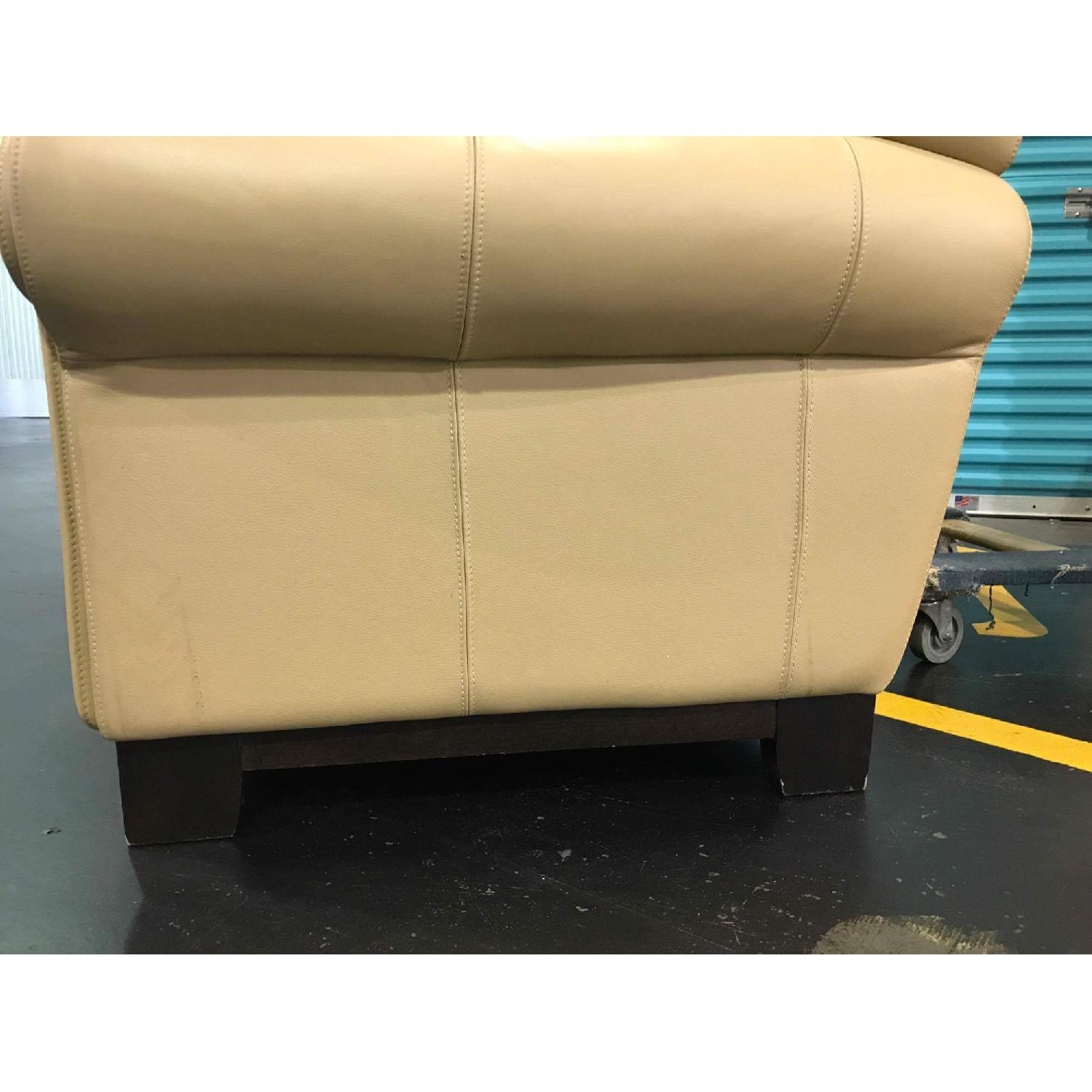 Italiana Divani Chateau D'Ax Leather Loveseat - image-17