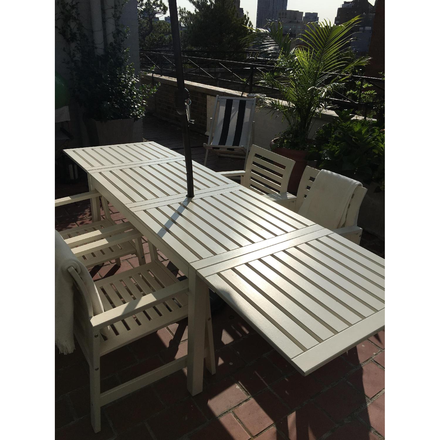 Ikea pplar Outdoor Dining Table w/ 4 Chairs + Black/White Umbrella - image-5